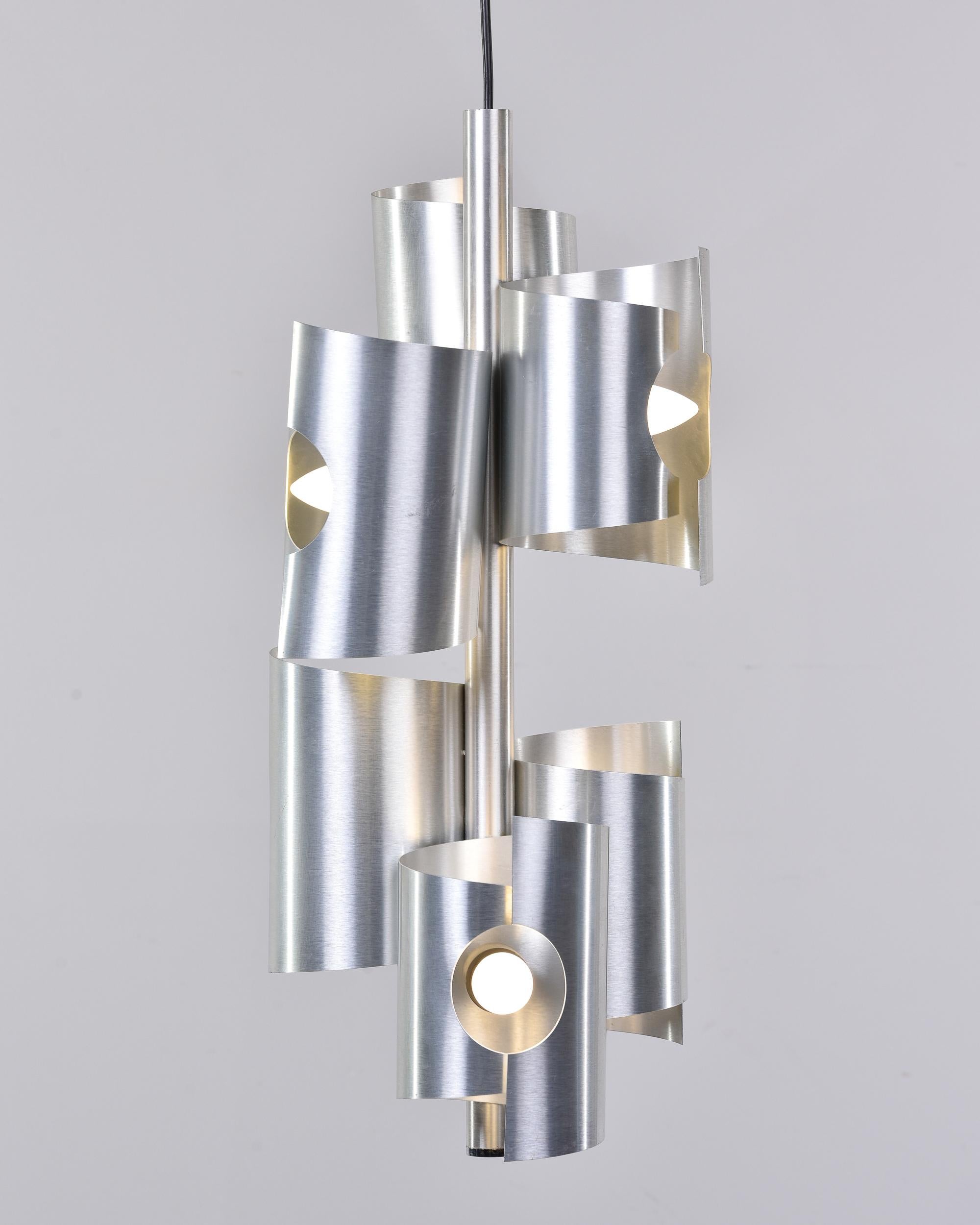 Luminaire à 6 lampes en aluminium italien du milieu du siècle dernier en vente 5