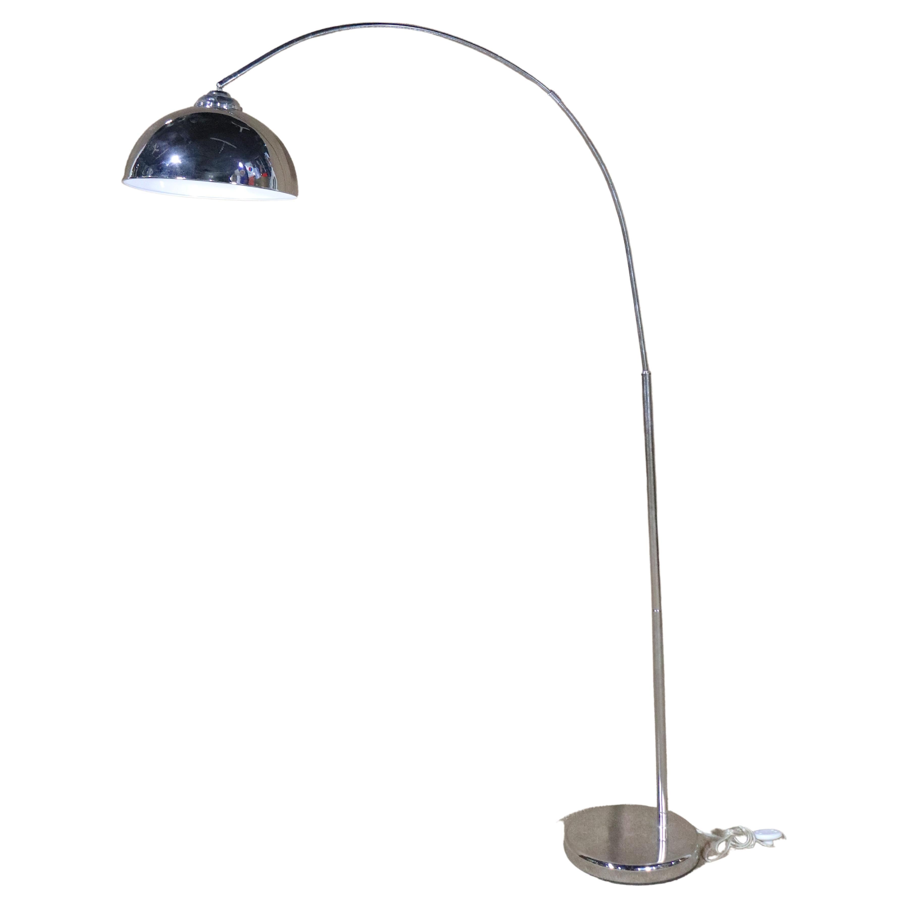 Mid-Century Italian Arch Lamp For Sale