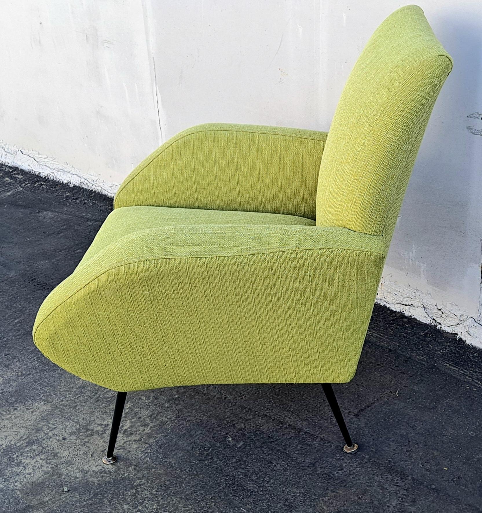 Mid-Century Modern Midcentury Italian armchair For Sale