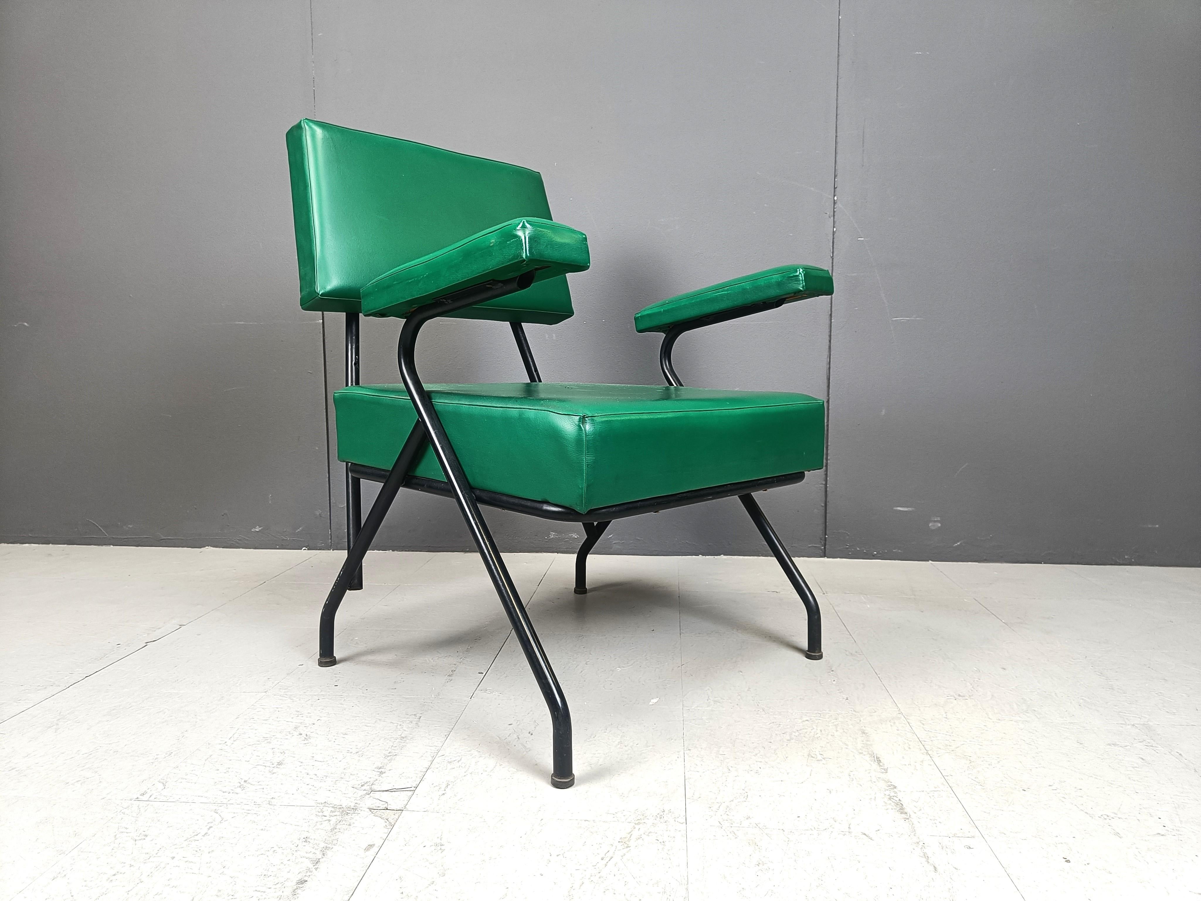 Mid century Italian armchair, 1950s For Sale 5