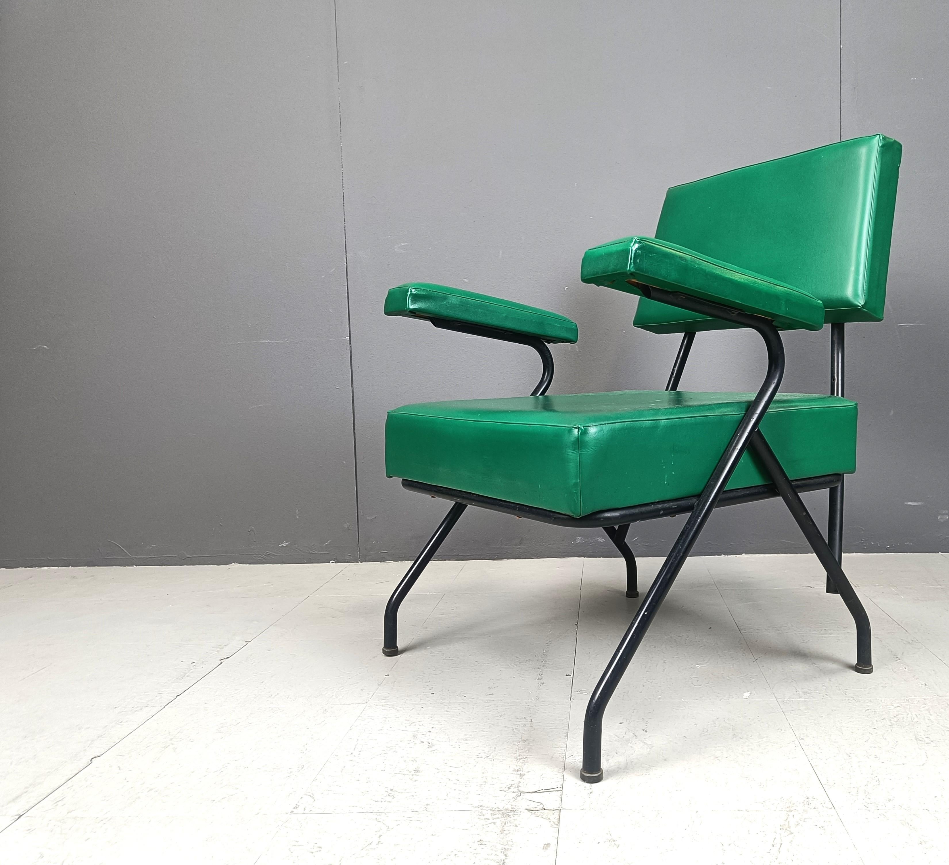 Metal Mid century Italian armchair, 1950s For Sale