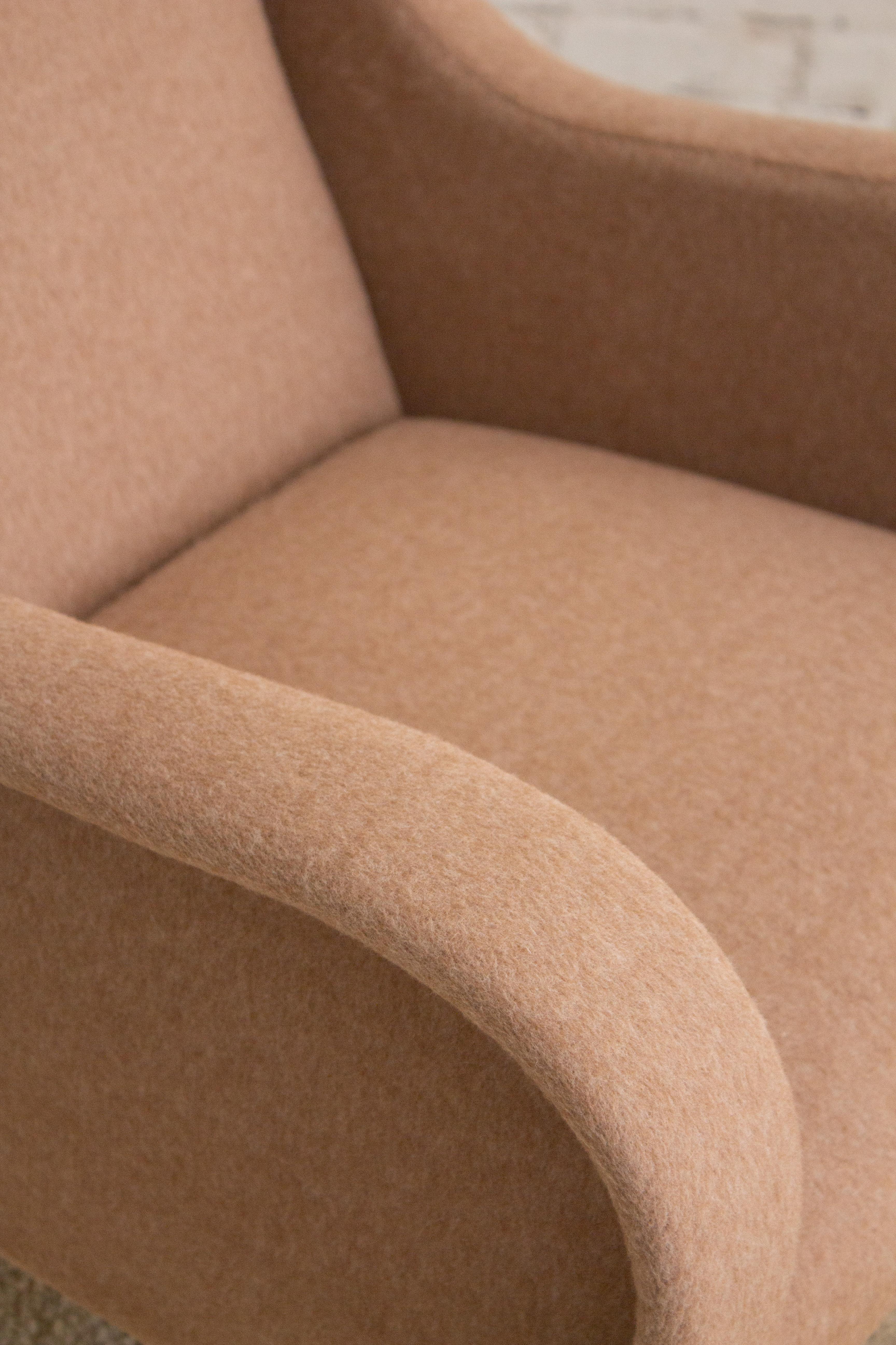 Mid Century Italian Armchair Attributed to Giuseppe Rossi Di Albizzate 9