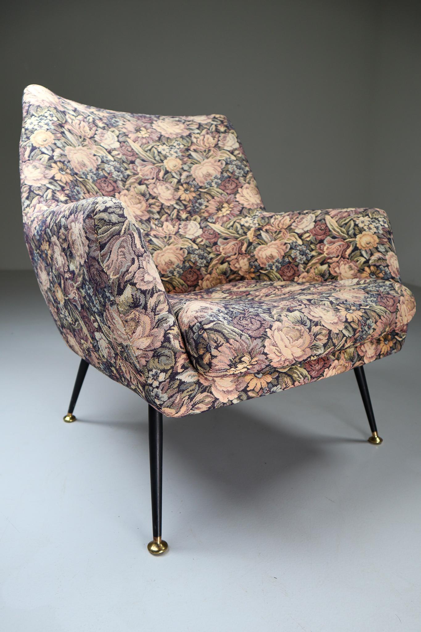 Midcentury Italian Armchair in Original Wool Flower Fabric, 1950s 2