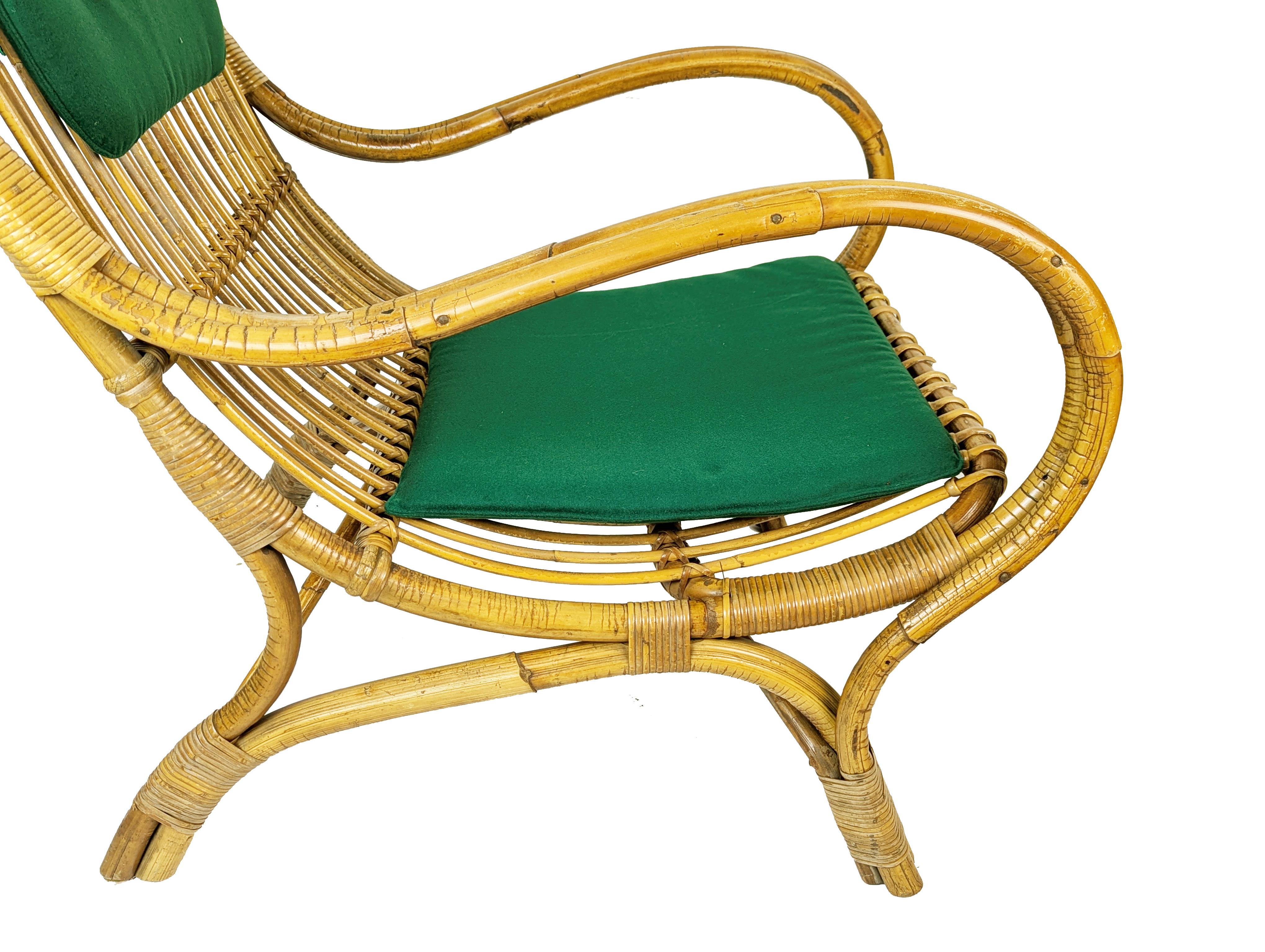 This beautiful rattan and rush armchair was produced in Italy around  1960.  
the design of this armchair recalls the Continuum model by Gio Ponti for Bonacina, but in the version without headrest.
the armchair show few rattan losses at the seat as