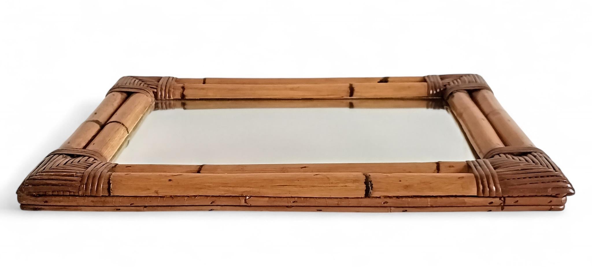 Mid-Century Italian Bamboo and Rattan Mirror, Chinoiserie Style, 1960s–1970s In Good Condition For Sale In Valencia, VC