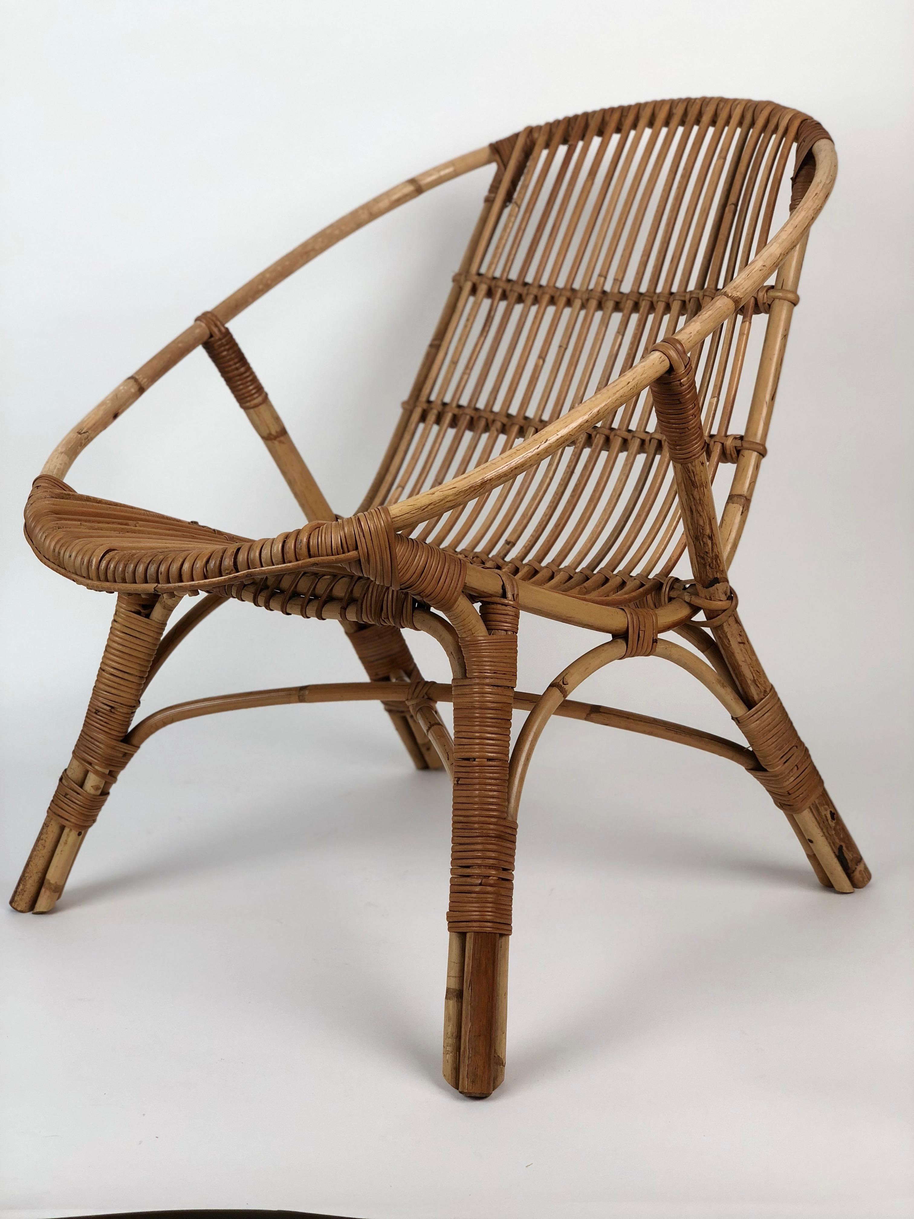 Table basse et deux chaises pour jardin en bambou:: style italien du milieu du siècle dernier en vente 6