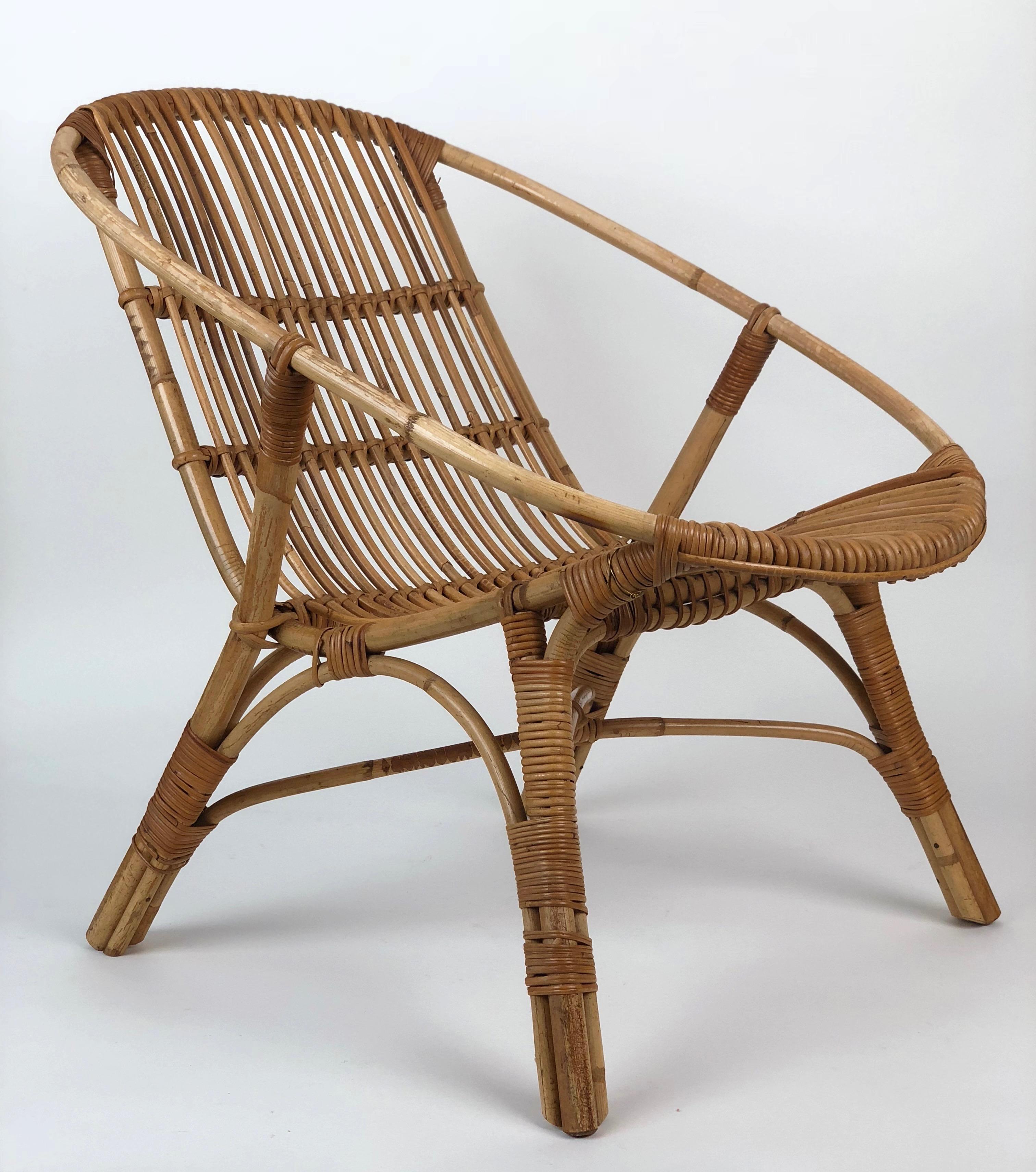 Table basse et deux chaises pour jardin en bambou:: style italien du milieu du siècle dernier en vente 10