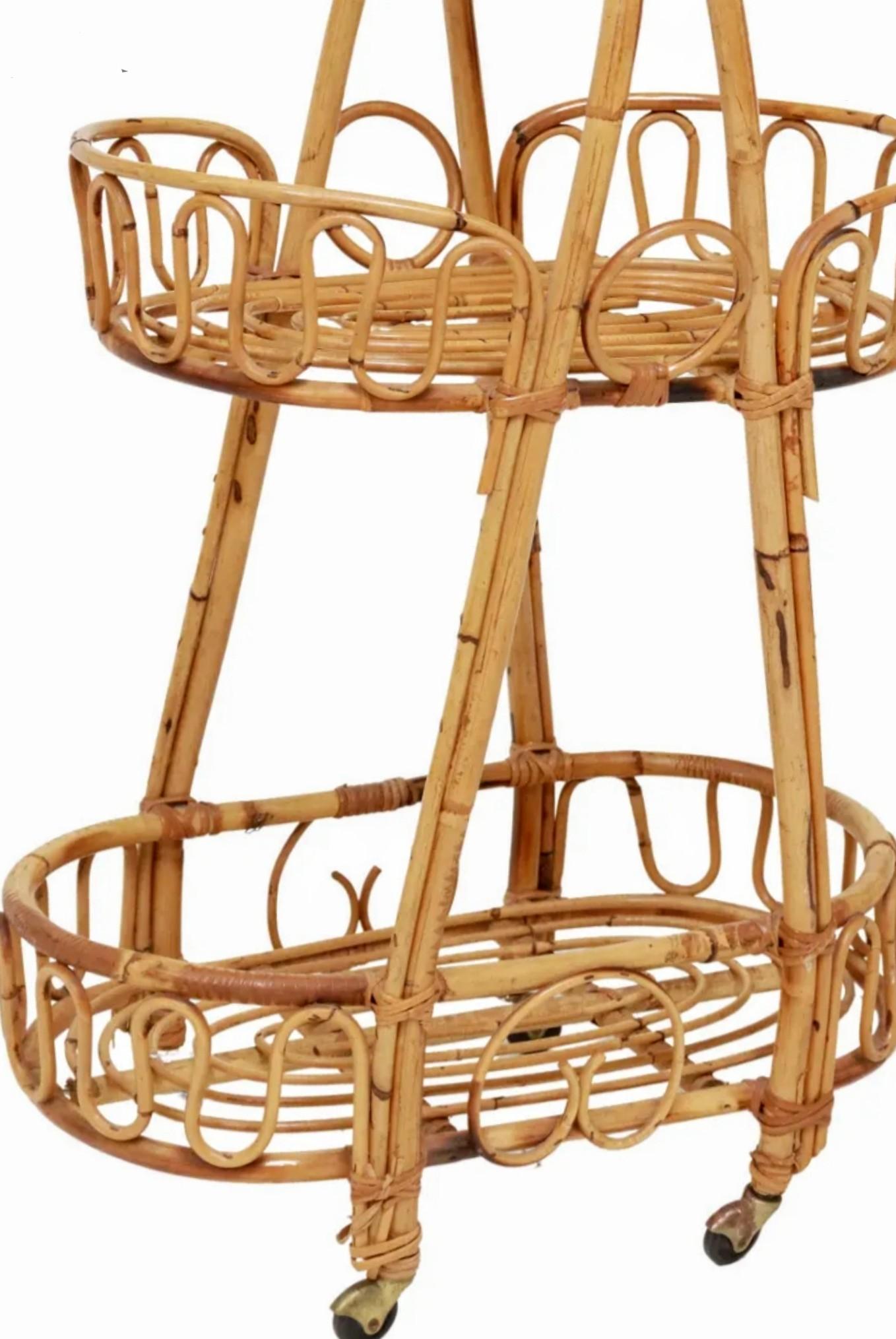 Italienischer Barwagen/Servierwagen aus Bambus und Rattan aus der Mitte des Jahrhunderts im Zustand „Gut“ im Angebot in Forney, TX