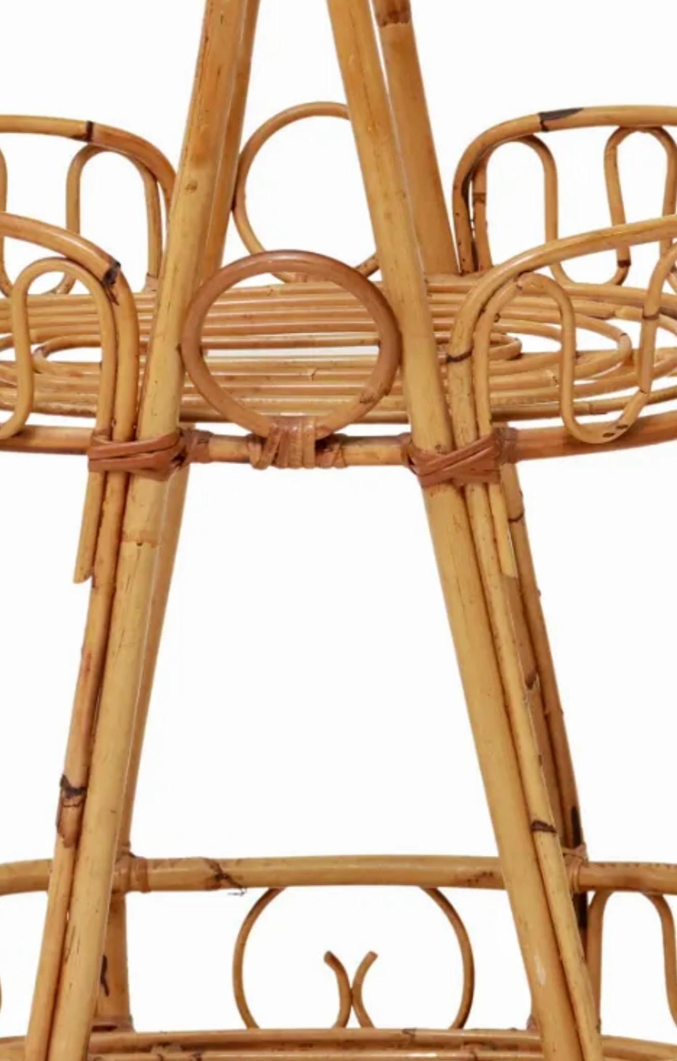 Italienischer Barwagen/Servierwagen aus Bambus und Rattan aus der Mitte des Jahrhunderts (20. Jahrhundert) im Angebot