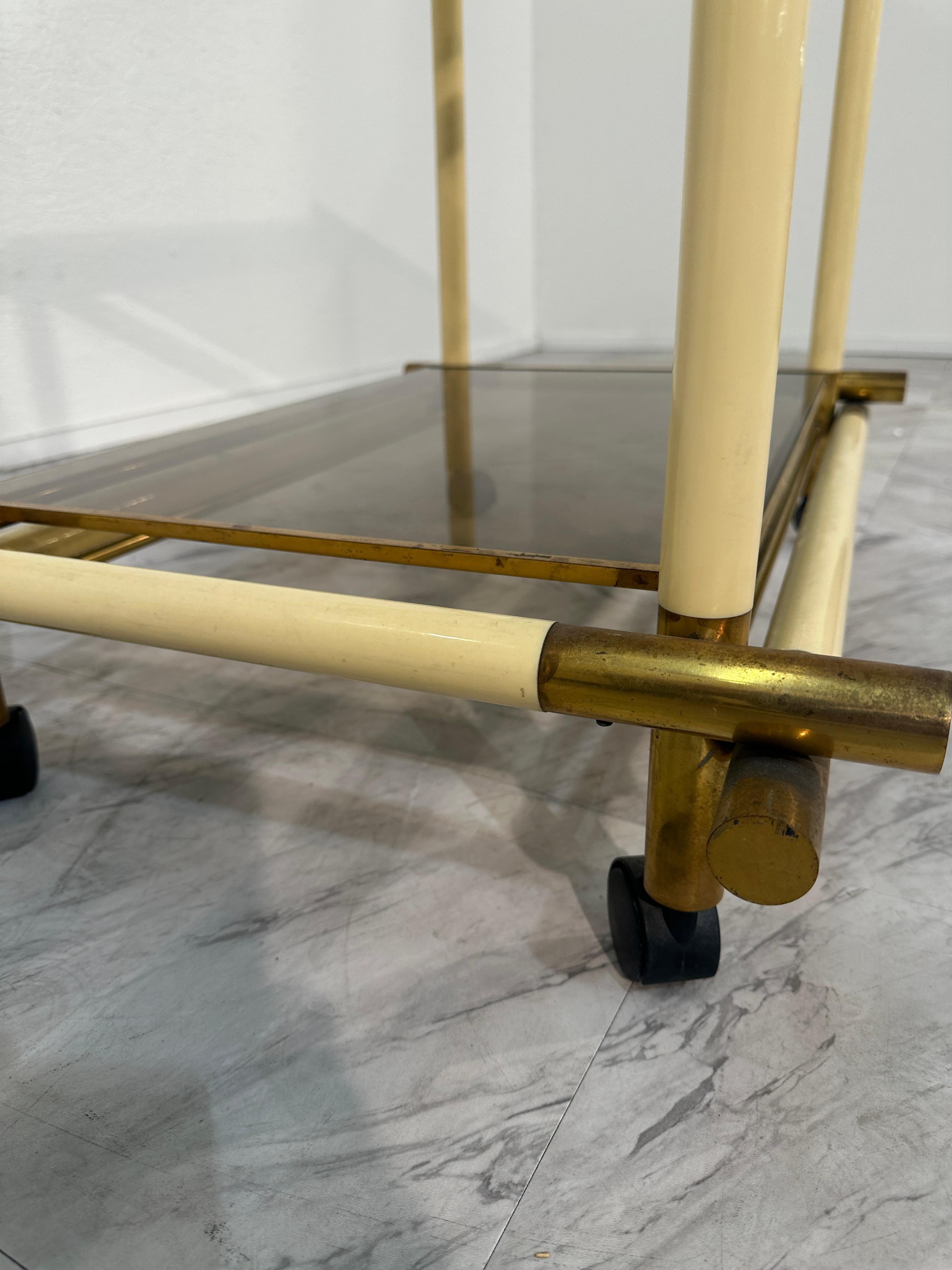 Mid-Century moderno Carrello da bar italiano del Medioevo di Tommaso Barbi, anni '70 in vendita