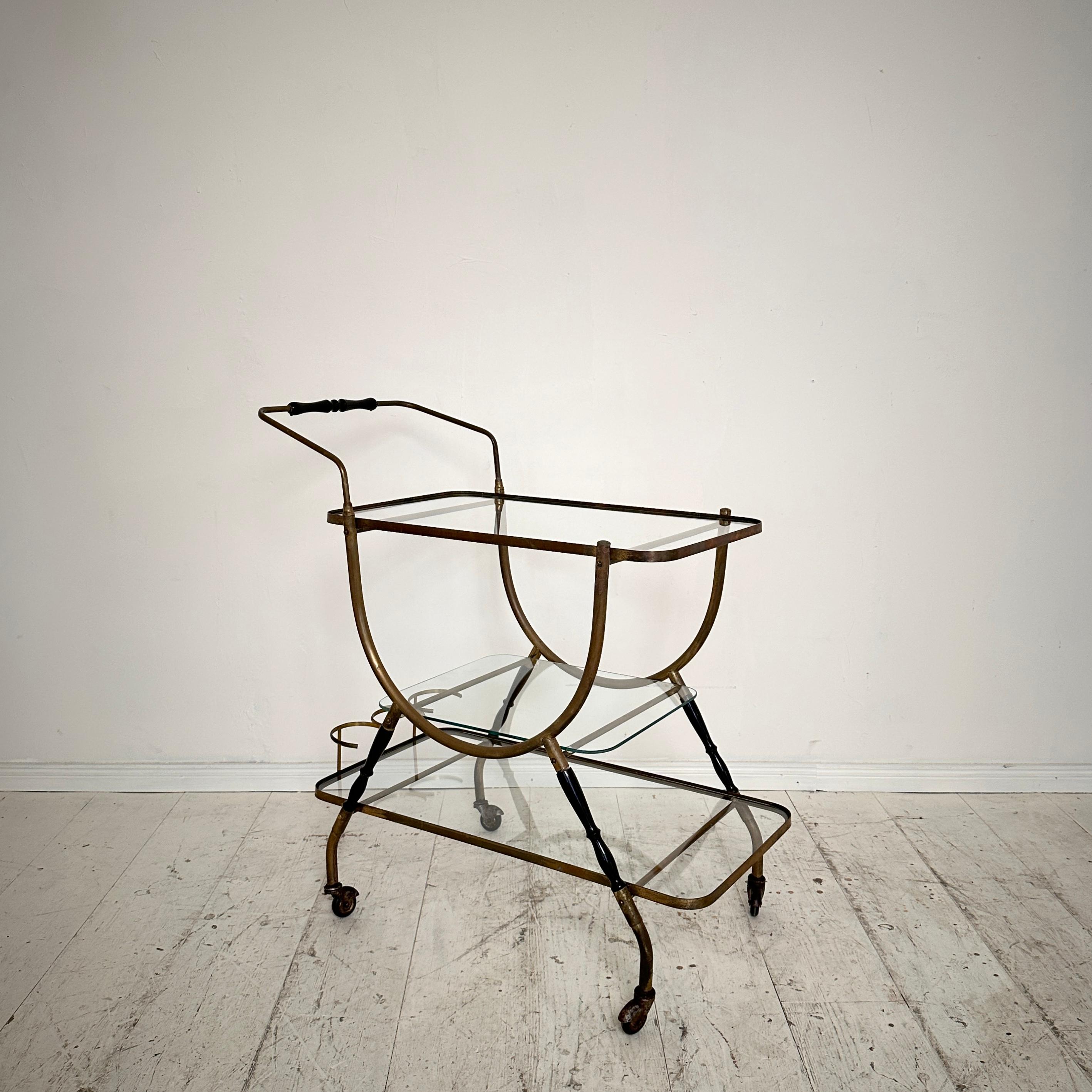 Mid Century Italian Bar Trolly by Cesare Lacca in Brass and Black Wood, around 1 For Sale 2