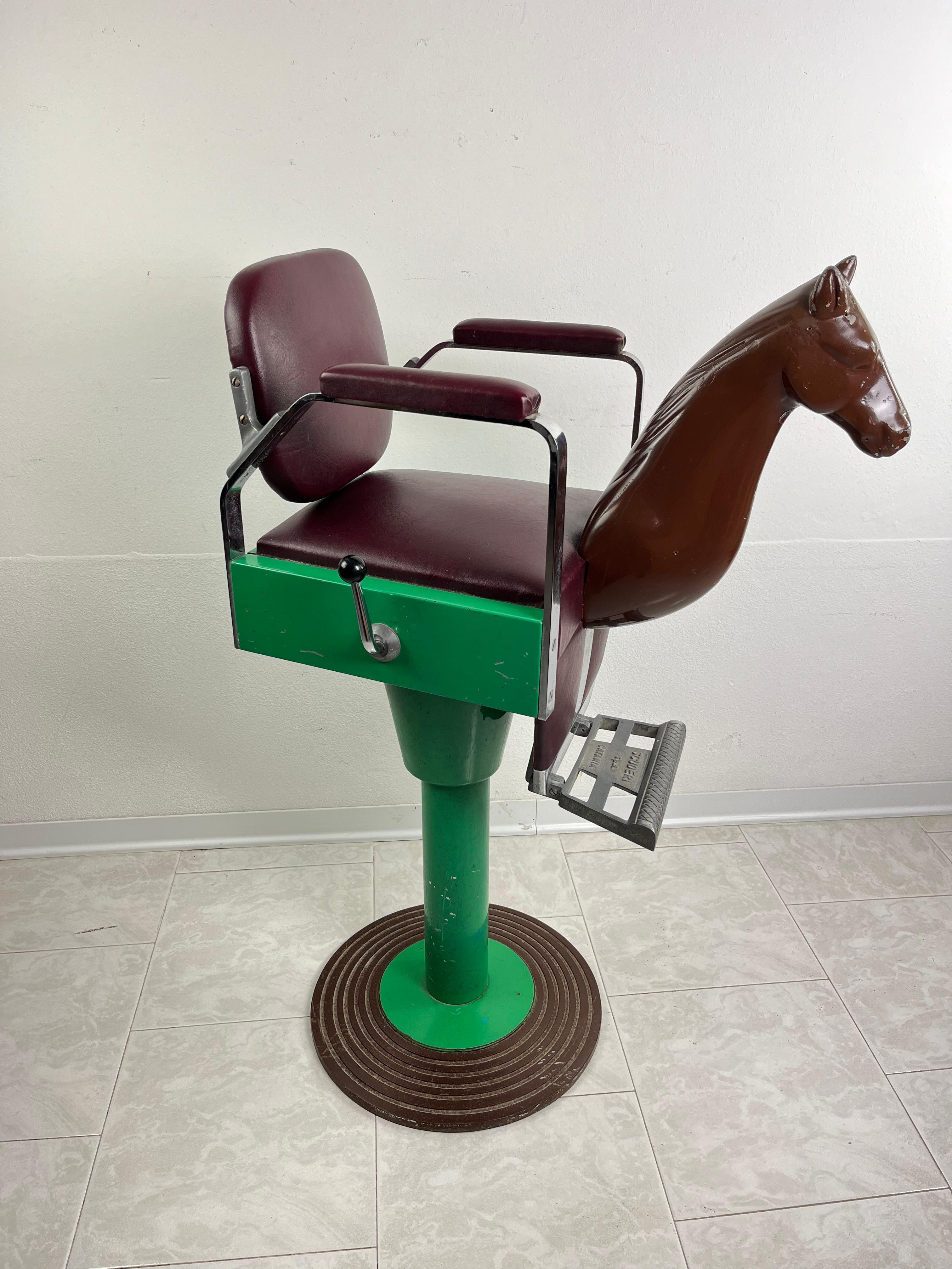 Mid-Century Italian Barber's Chair for Children 1960s For Sale 2