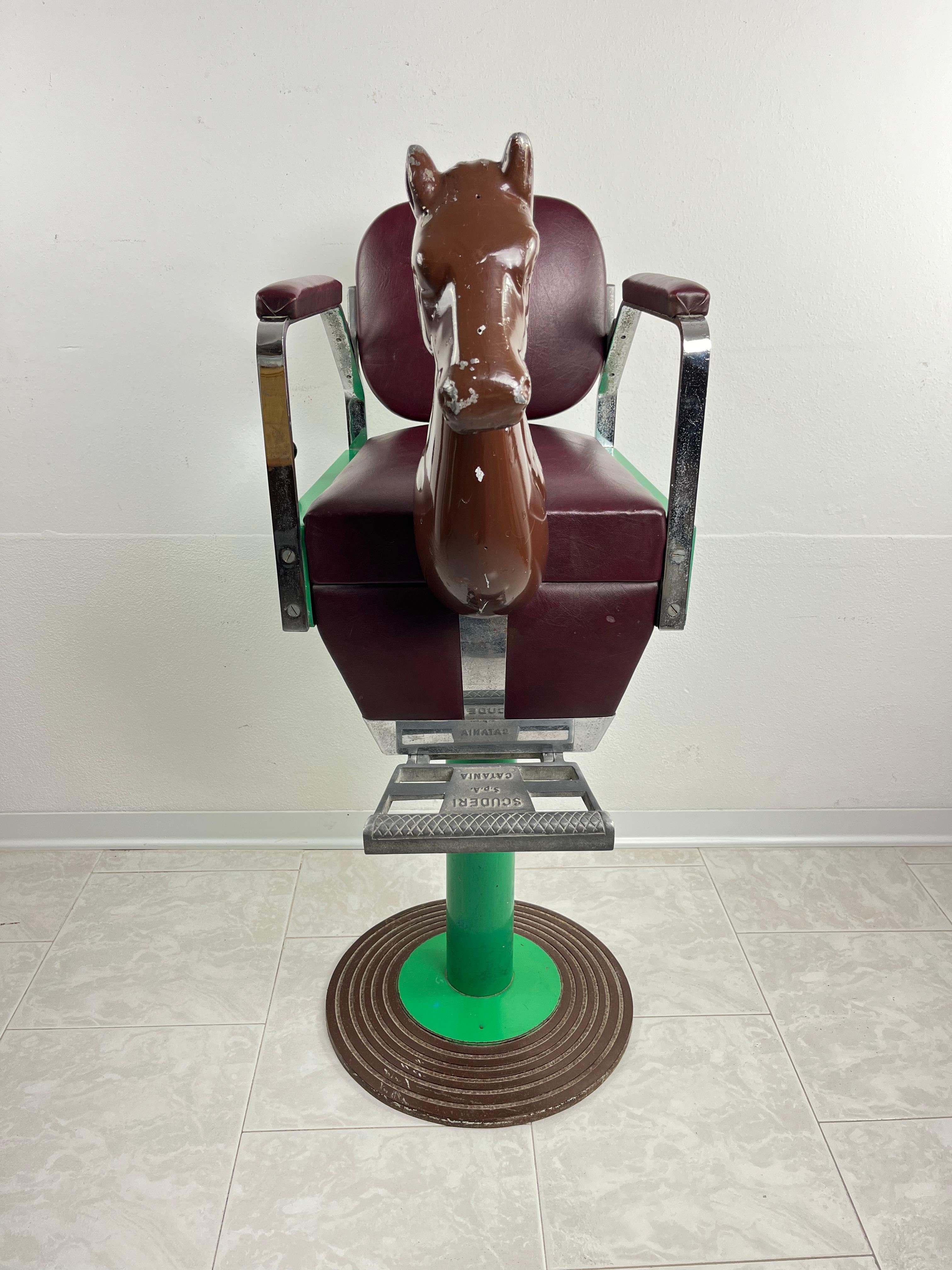 Mid-Century Italian Barber's Chair for Children 1960s For Sale 3