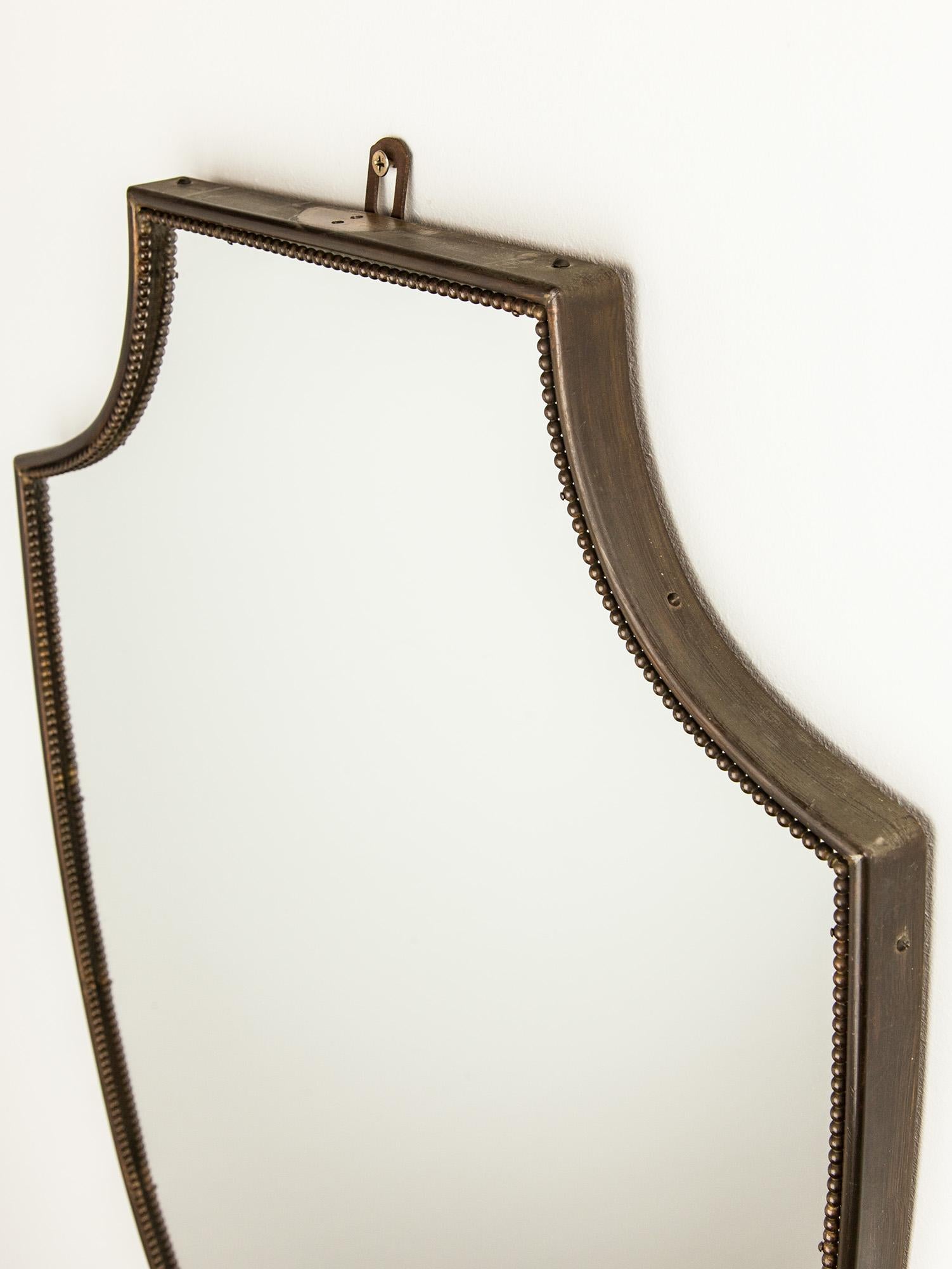 Mid-Century Italian Beaded Brass Mirror, 1960s  In Good Condition For Sale In PRESTON, AU