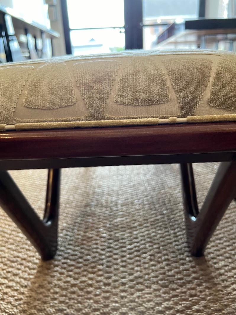 Mid-Century Italian Bench in Beech Wood In Excellent Condition For Sale In Houston, TX