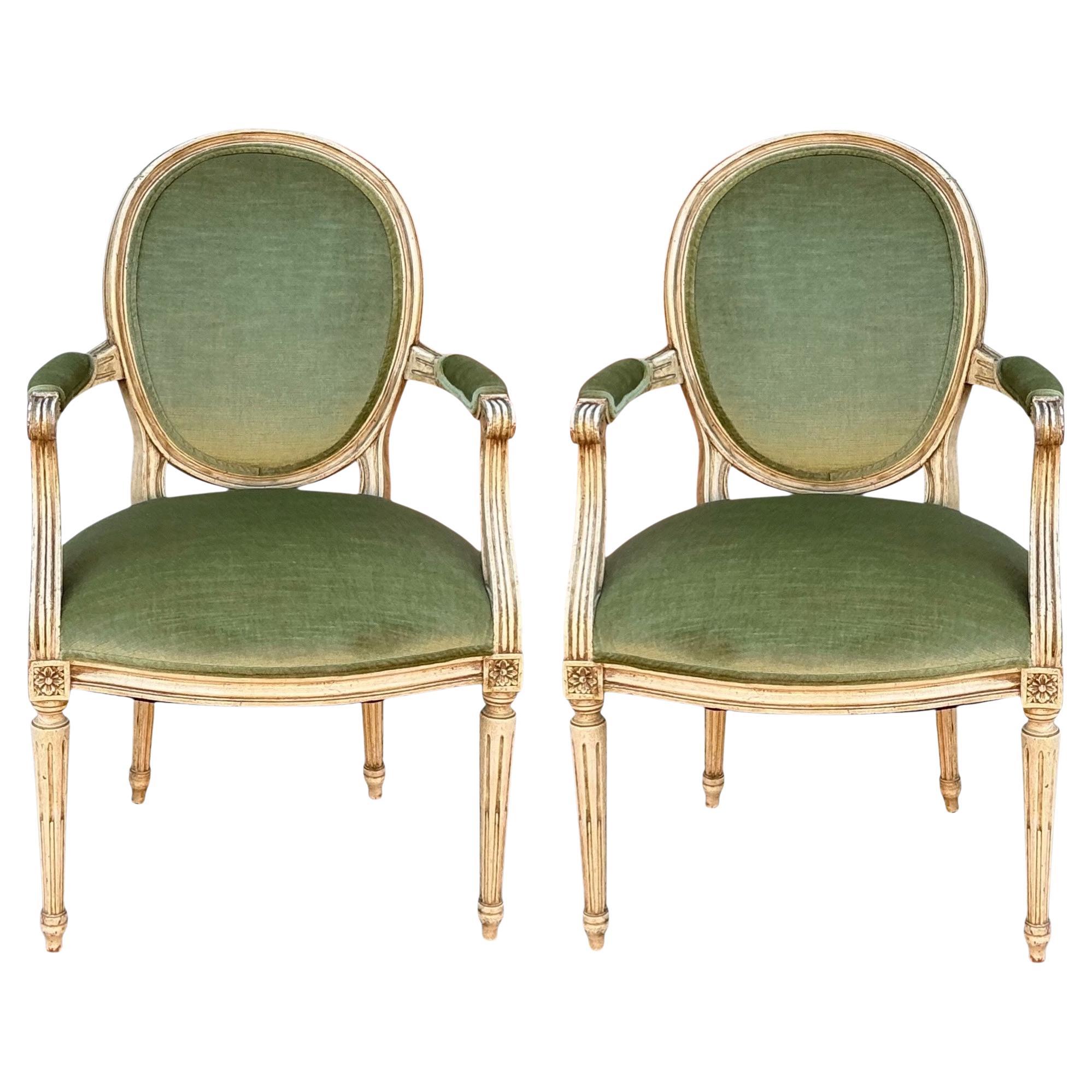 Mid-Century Italian Berger Chairs With French Louis XVI Styling - Pair en venta
