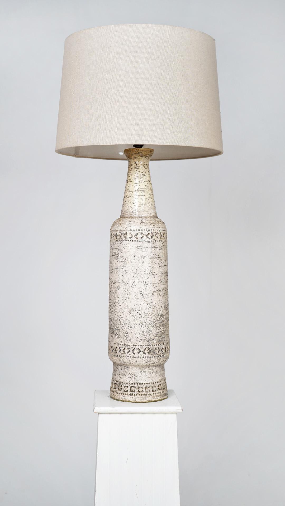 Mid Century Italian Bitossi Pottery Lamp For Sale 1