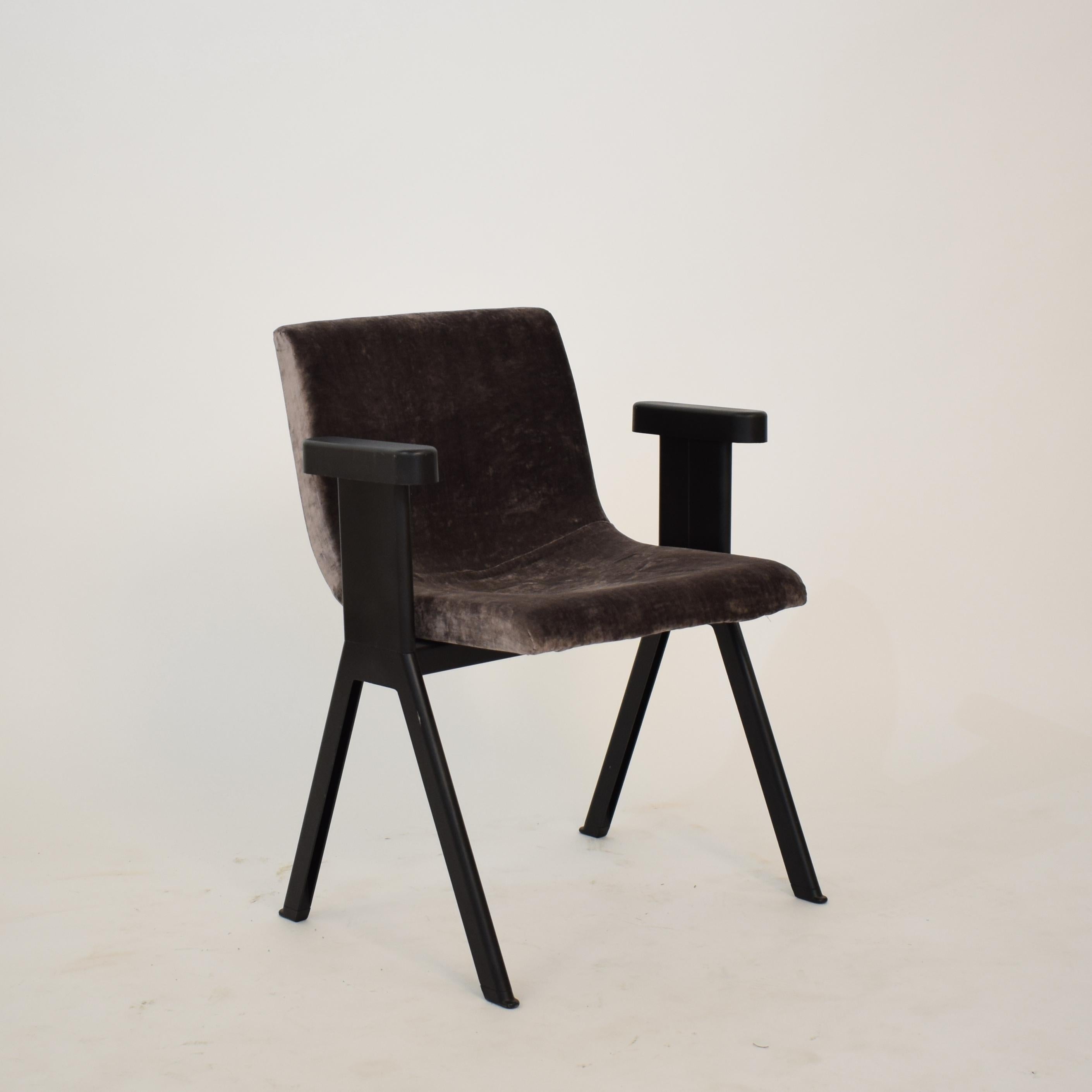 Metal Midcentury Italian Black and Grey Velvet Armchair by Olivetti Synthesis, 1960s