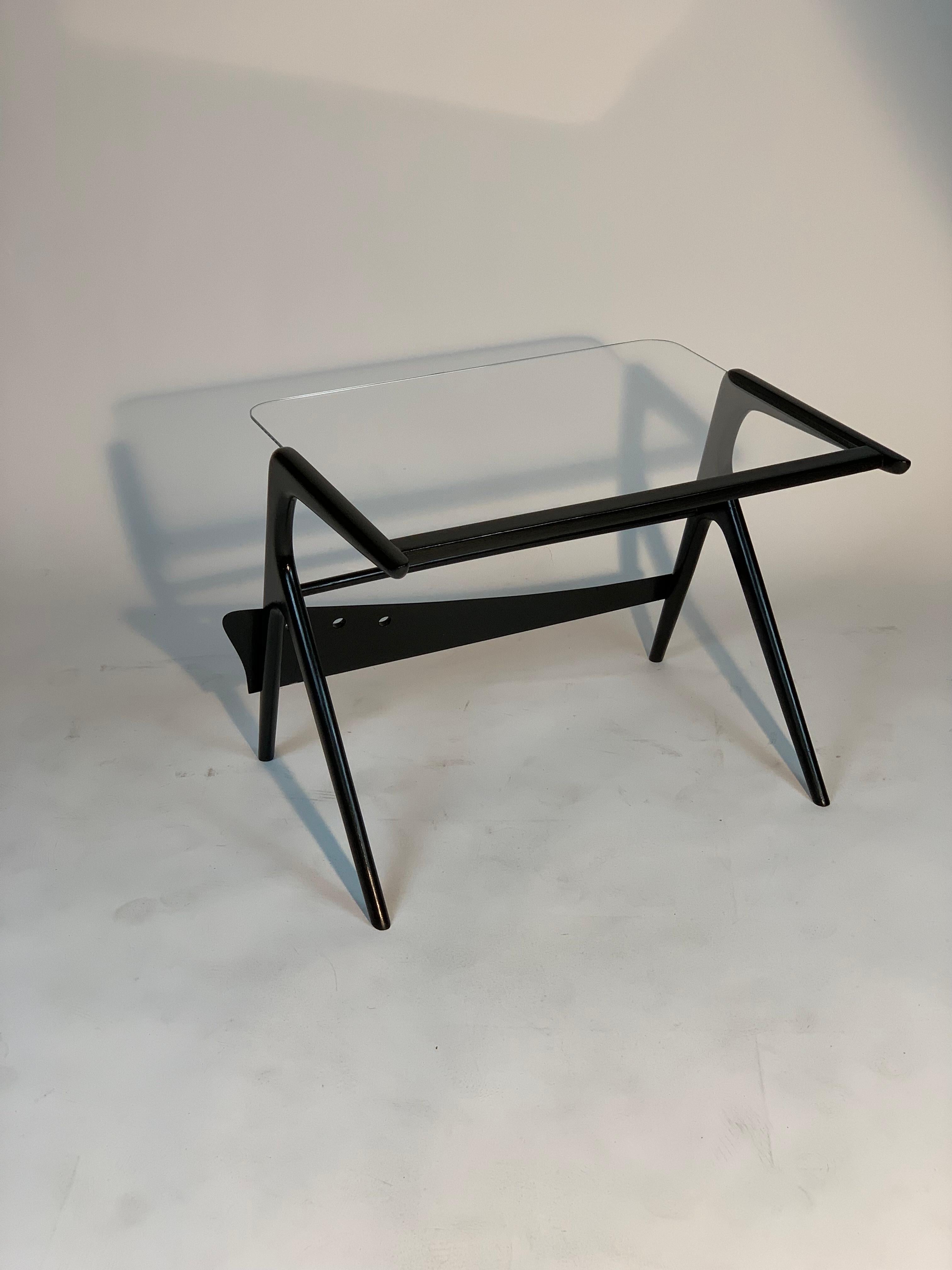 Mid Century Italian Black Laquered Stilysh Structure and Beveled Glass Top 4