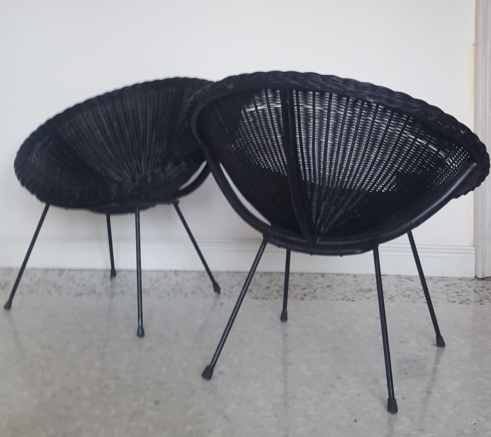 Mid-Century Modern Italian Black Wicker Round Armchairs, Made in Milano, 1950s For Sale 1