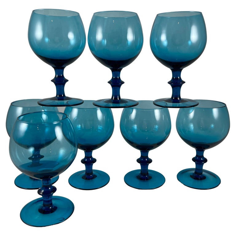 https://a.1stdibscdn.com/mid-century-italian-blown-glass-teal-blue-balloon-tall-stemmed-goblets-set-of-8-for-sale/f_17582/f_269071721642167653831/f_26907172_1642167655142_bg_processed.jpg?width=768