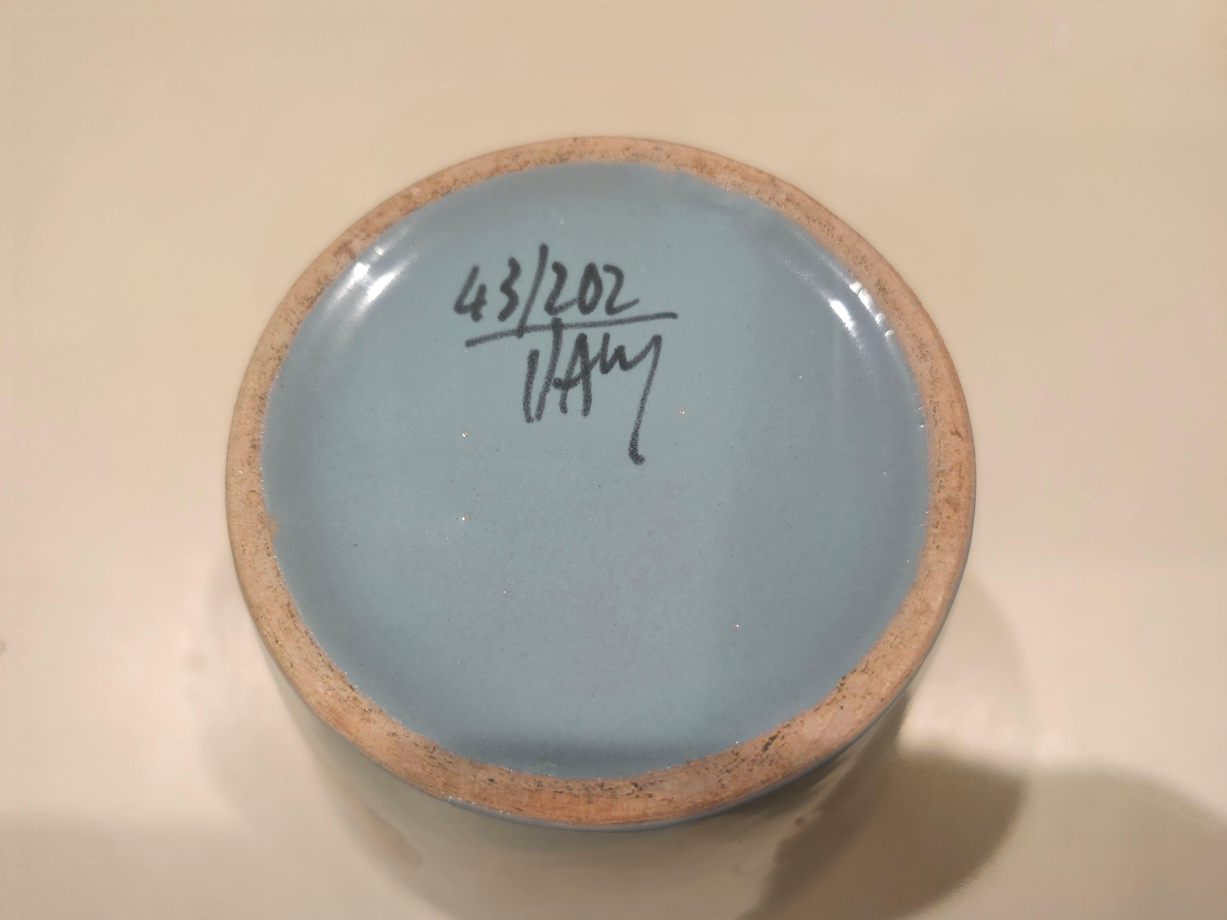 Mid Century Italian Blue Bowl w Gitarre & Musiknoten von Fratelli Fanciullacci (Glasiert) im Angebot