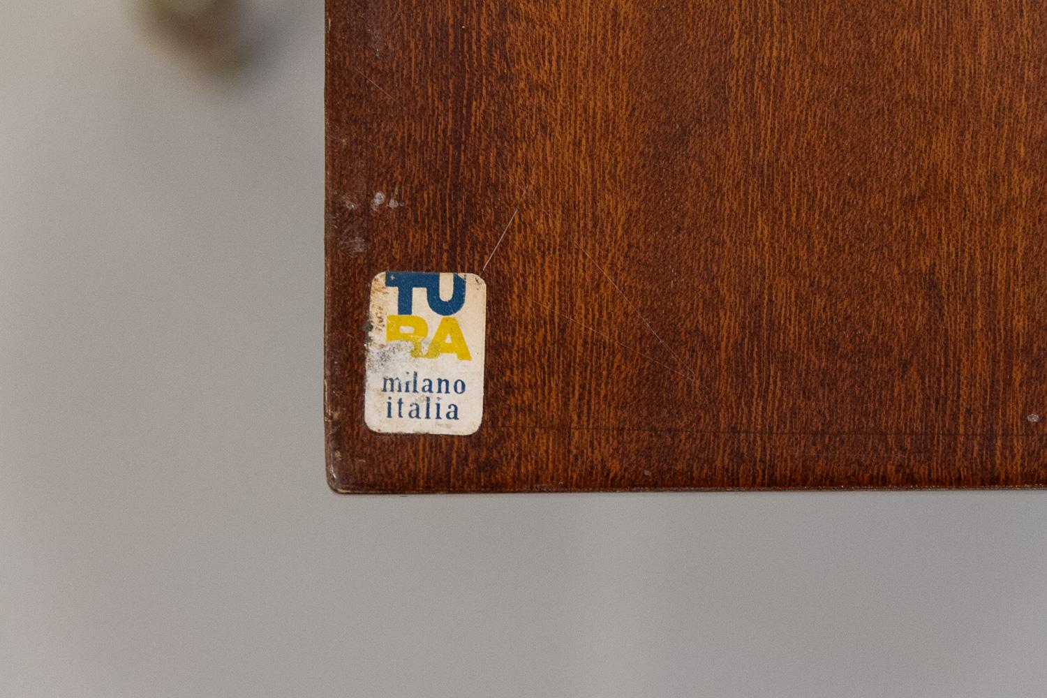 Italienische Beistelltische aus Messing und Ziegenleder von Aldo Tura aus der Mitte des Jahrhunderts, 1960er Jahre. 3er-Set im Angebot 7