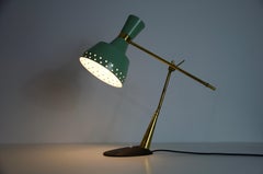 Lampe de table italienne du milieu du siècle en laiton et métal, années 1960