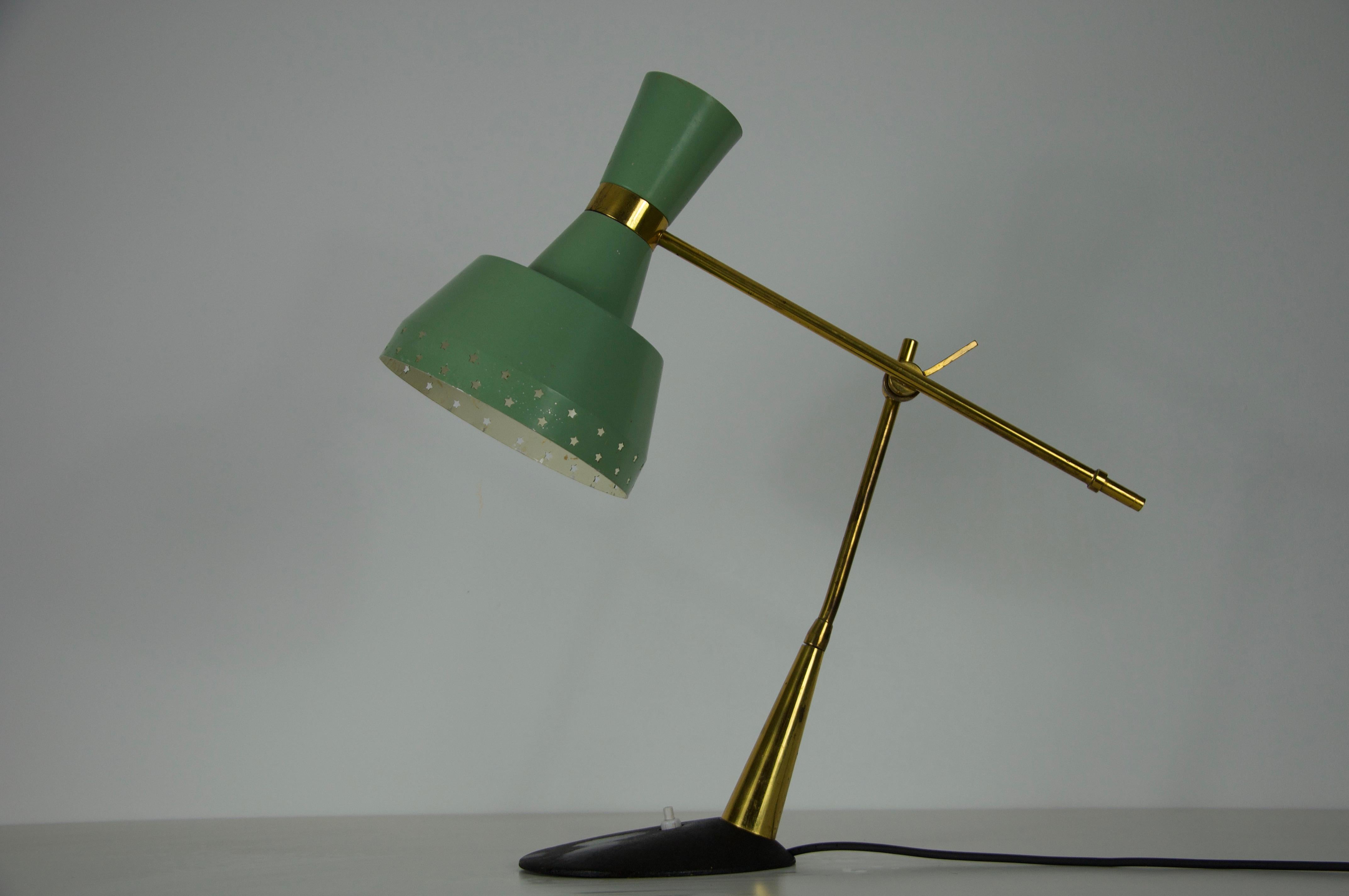 Mid-Century Italian Brass and Metal Table Lamp, 1960s For Sale 3