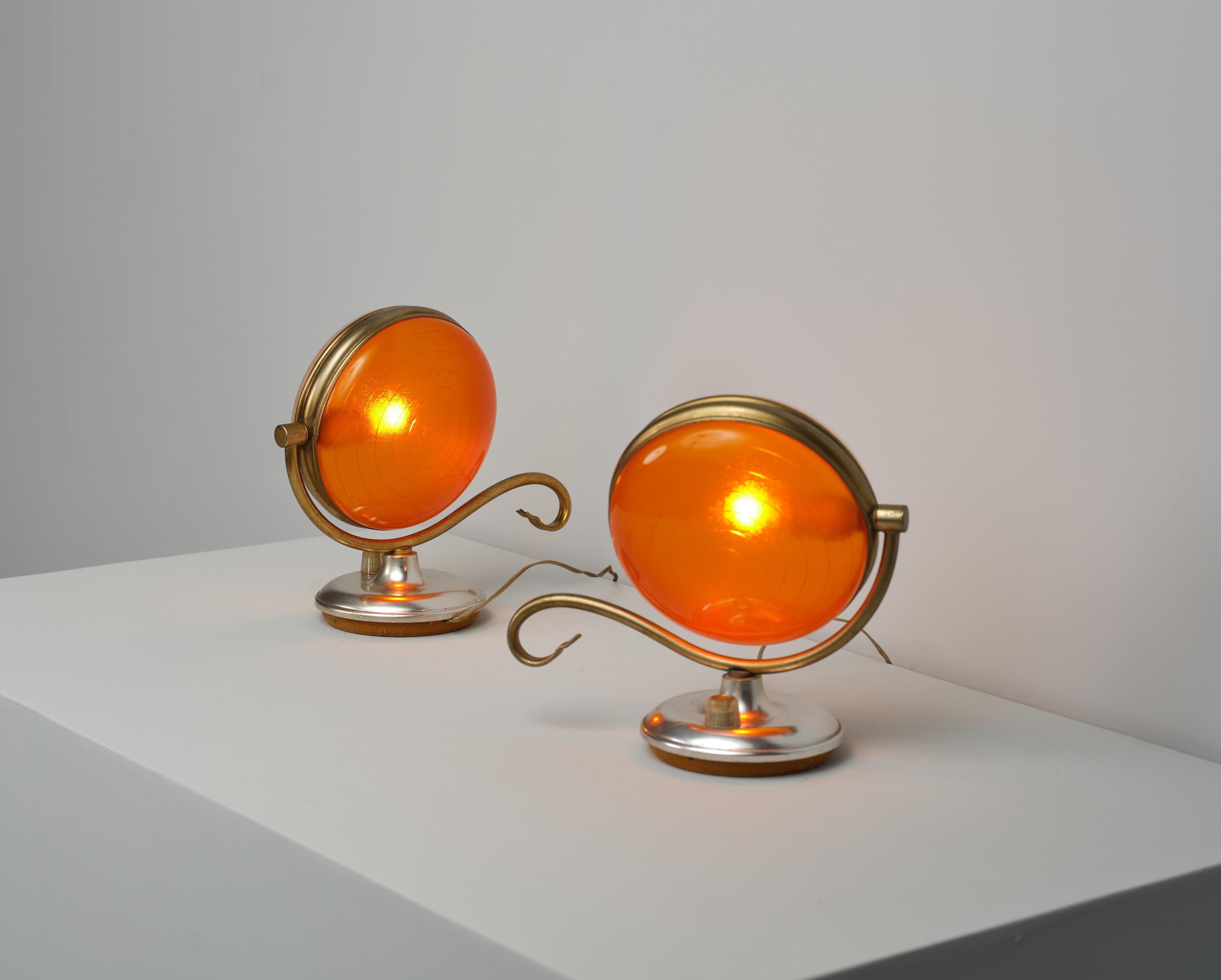 Mid-Century Italian Brass and Metal Table Lamps For Sale 2