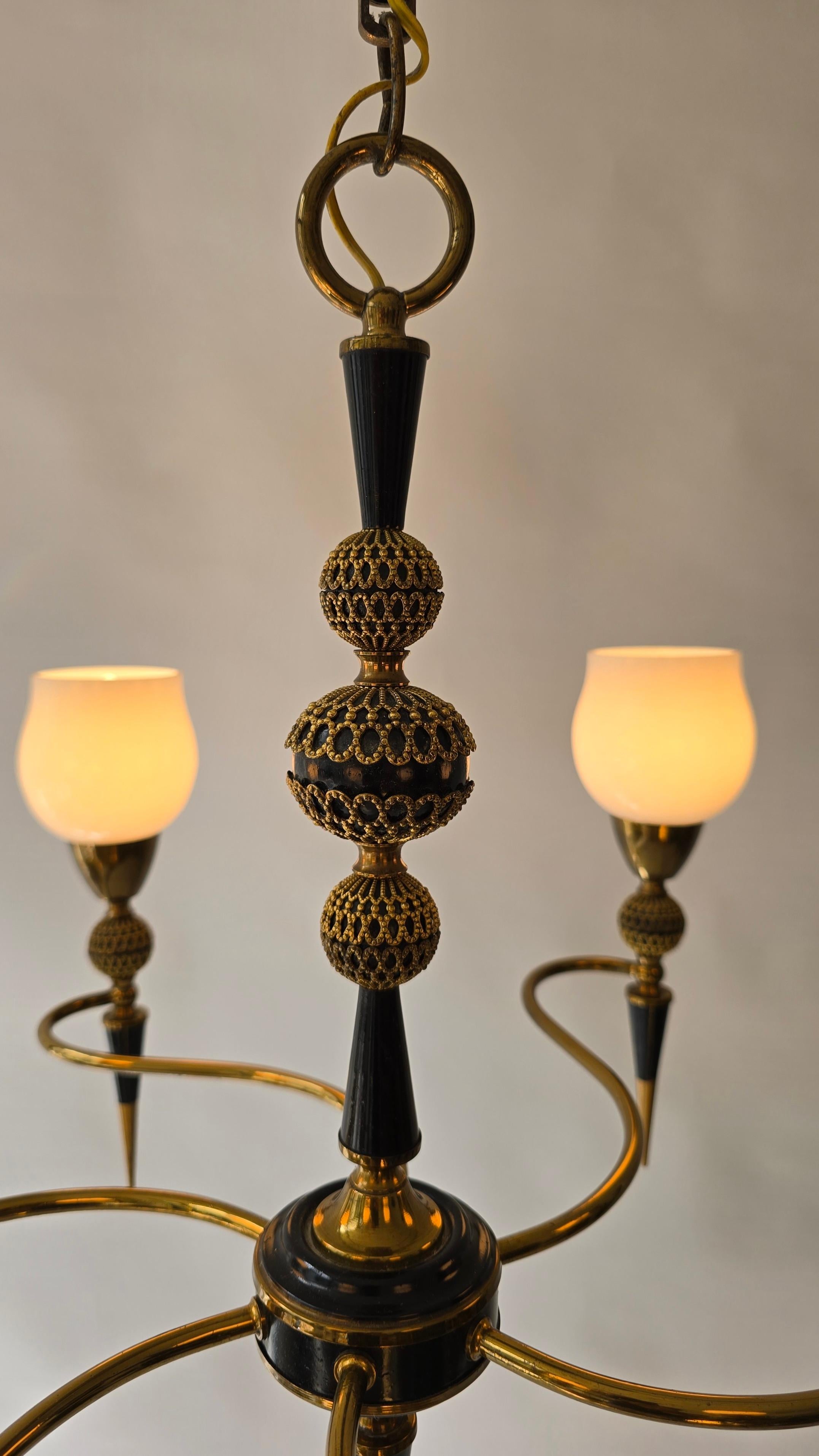 Mid-Century Italian Brass and Opaline Glass Six-Light Chandelier, 1950s For Sale 3