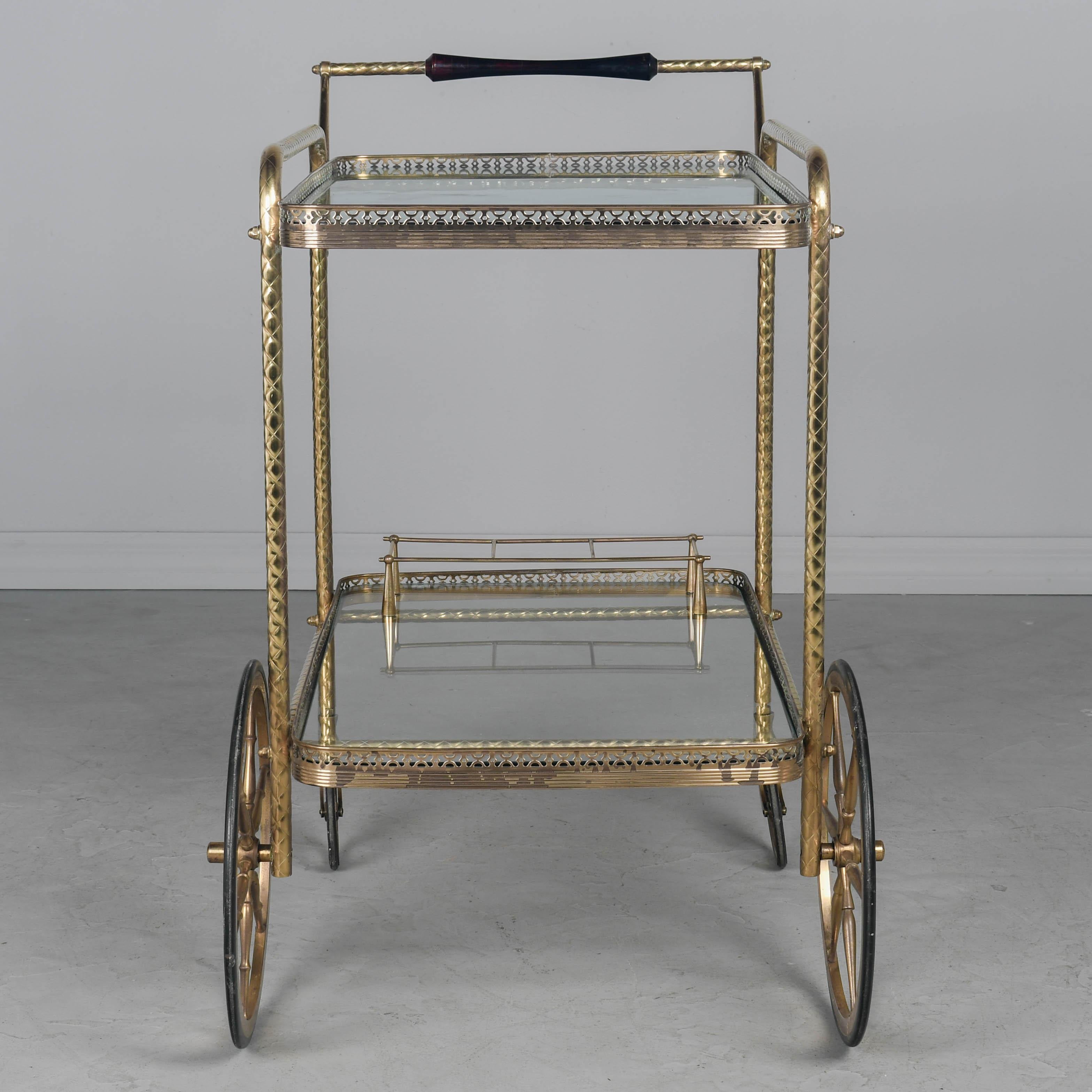 Carrito de bar de latón italiano de mediados de siglo en venta 3