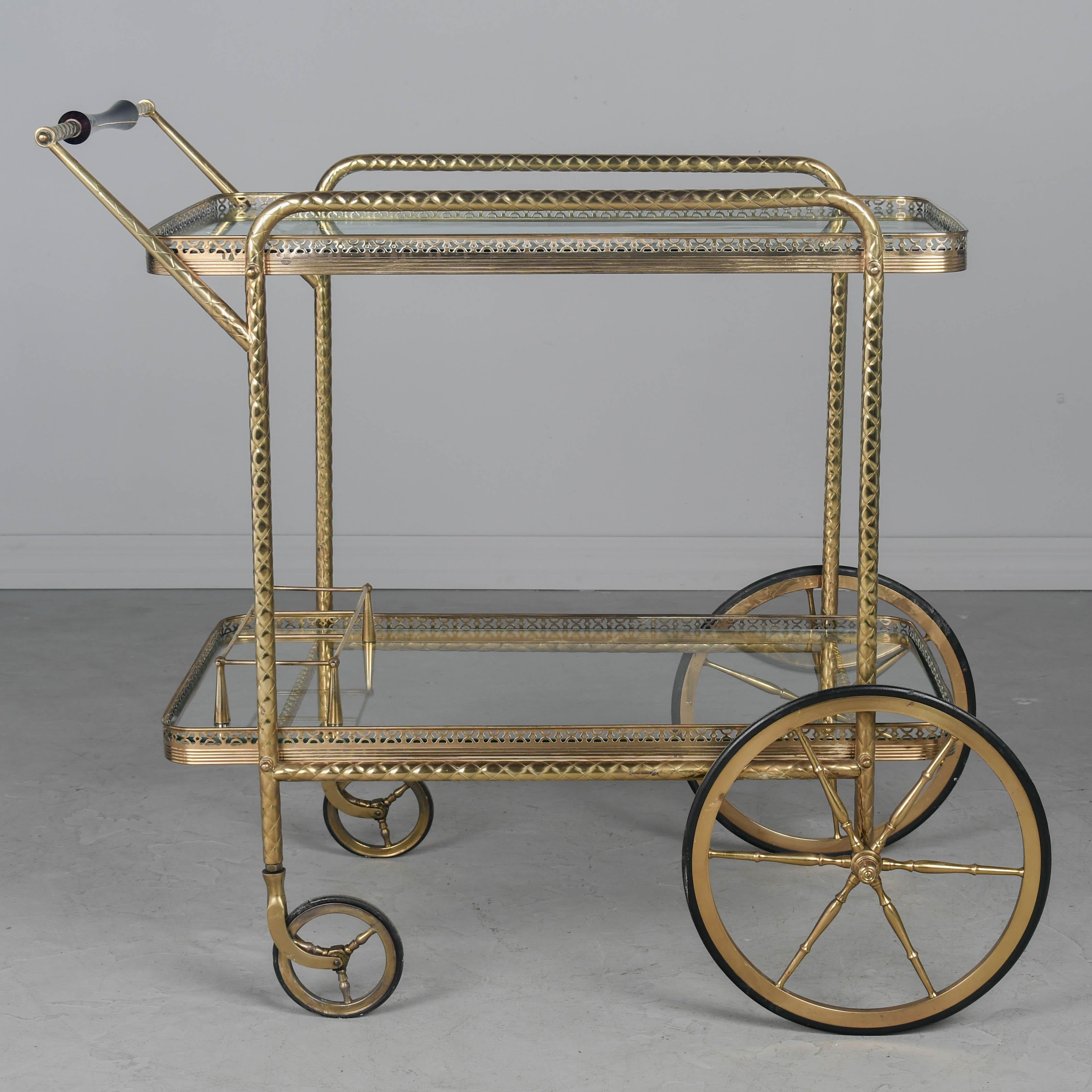 Carrito de bar de latón italiano de mediados de siglo en venta 1