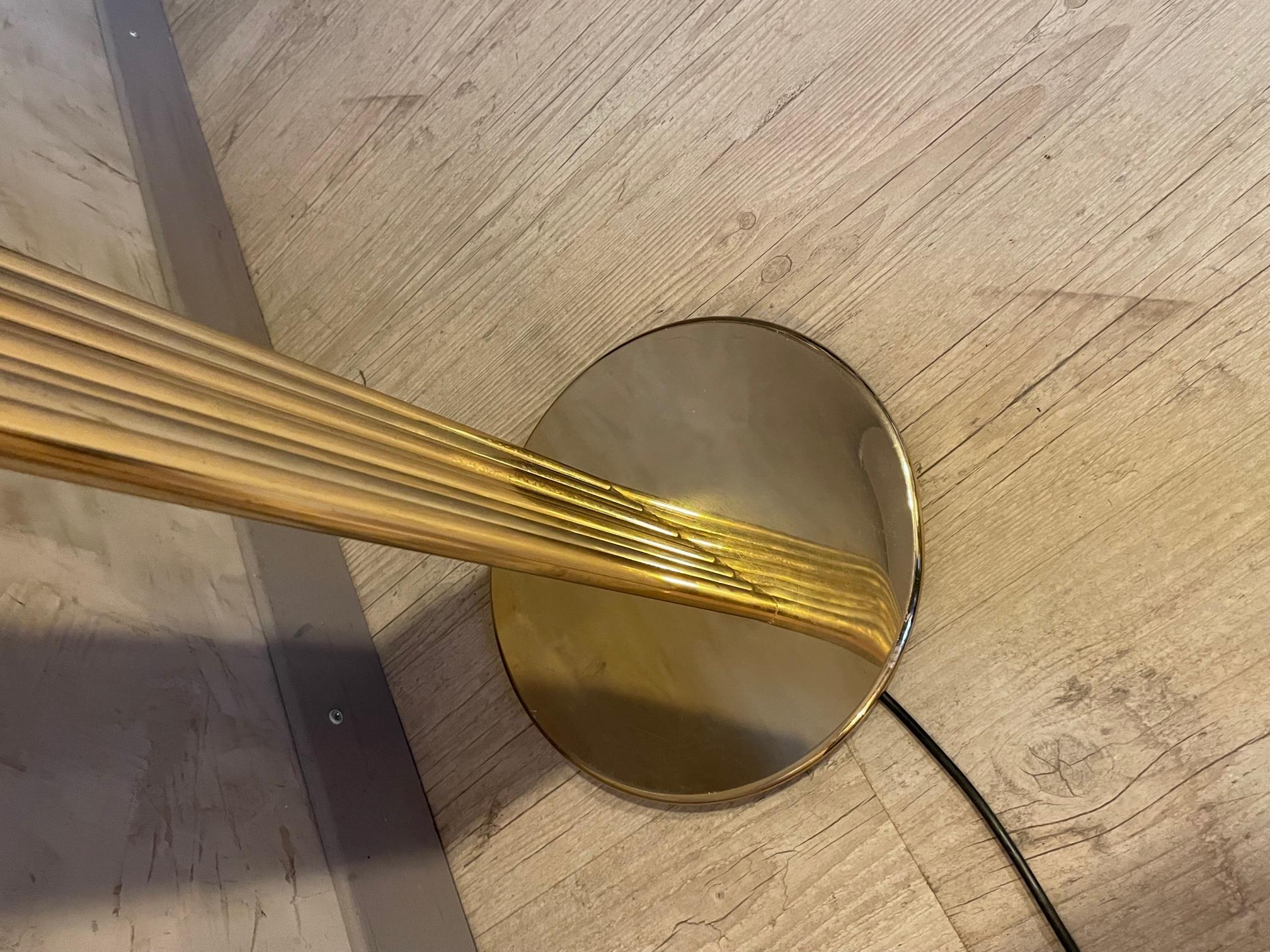 Mid-Century Italian Brass Floor Lamp in the Style of Goffredo Reggiani For Sale 6