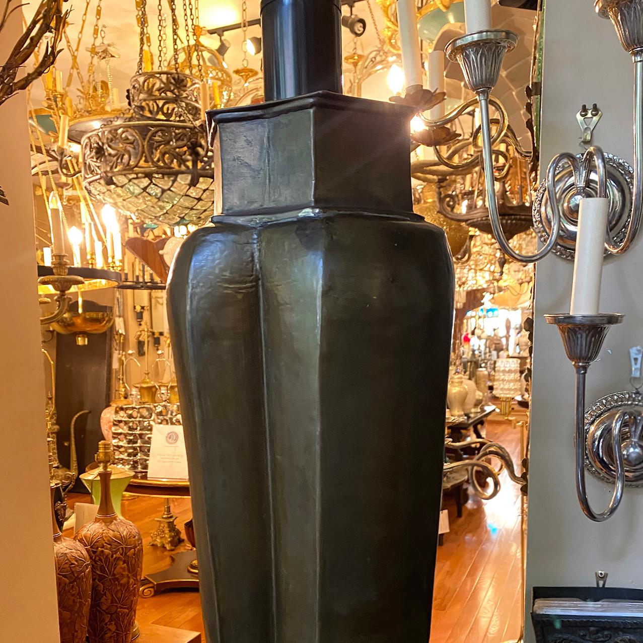 Mid-20th Century Mid Century Italian Brass Lamp For Sale