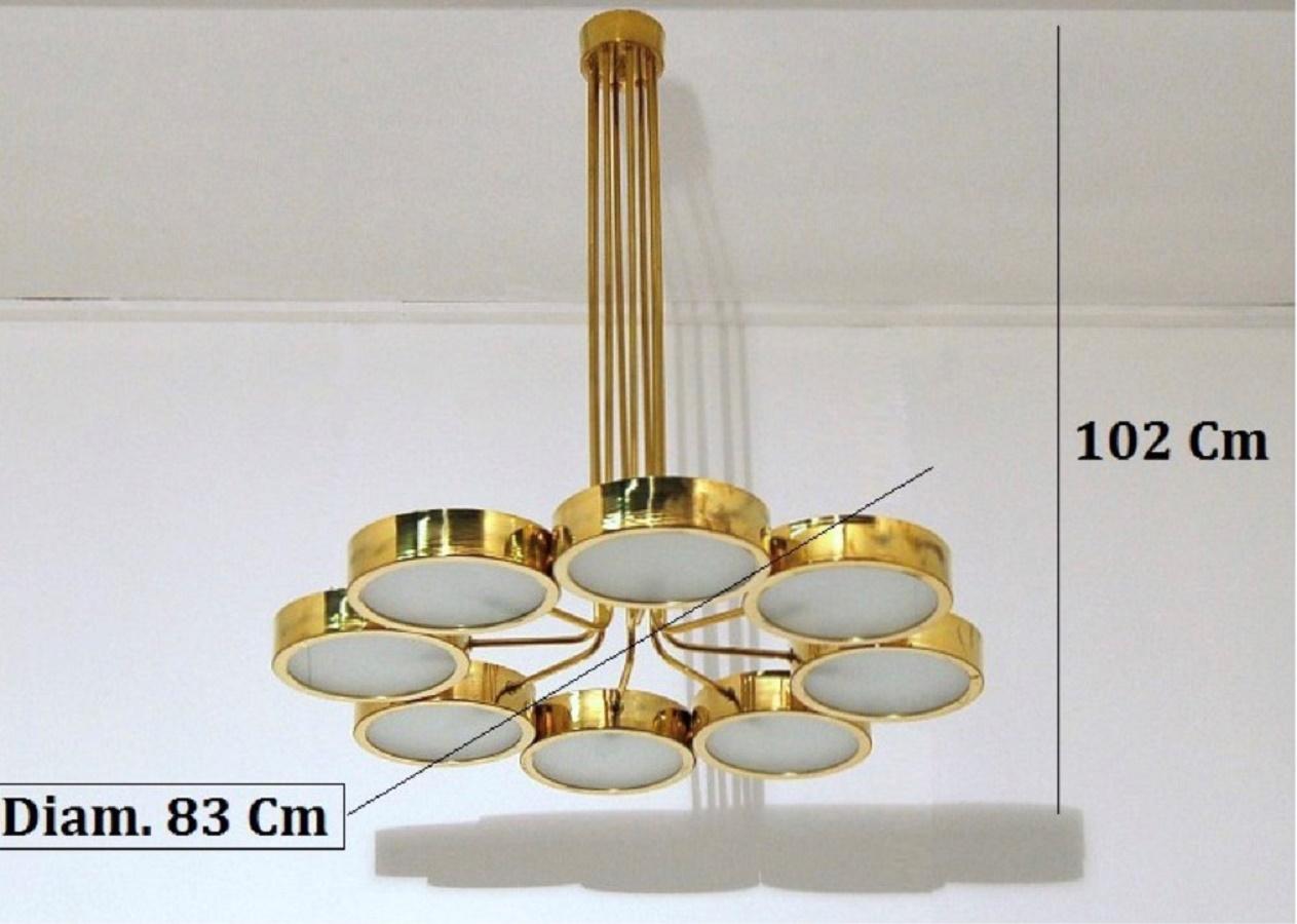 Mid-Century Italian Brass, Opal Glass Chandelier 8-Lits from the 1970s For Sale 2