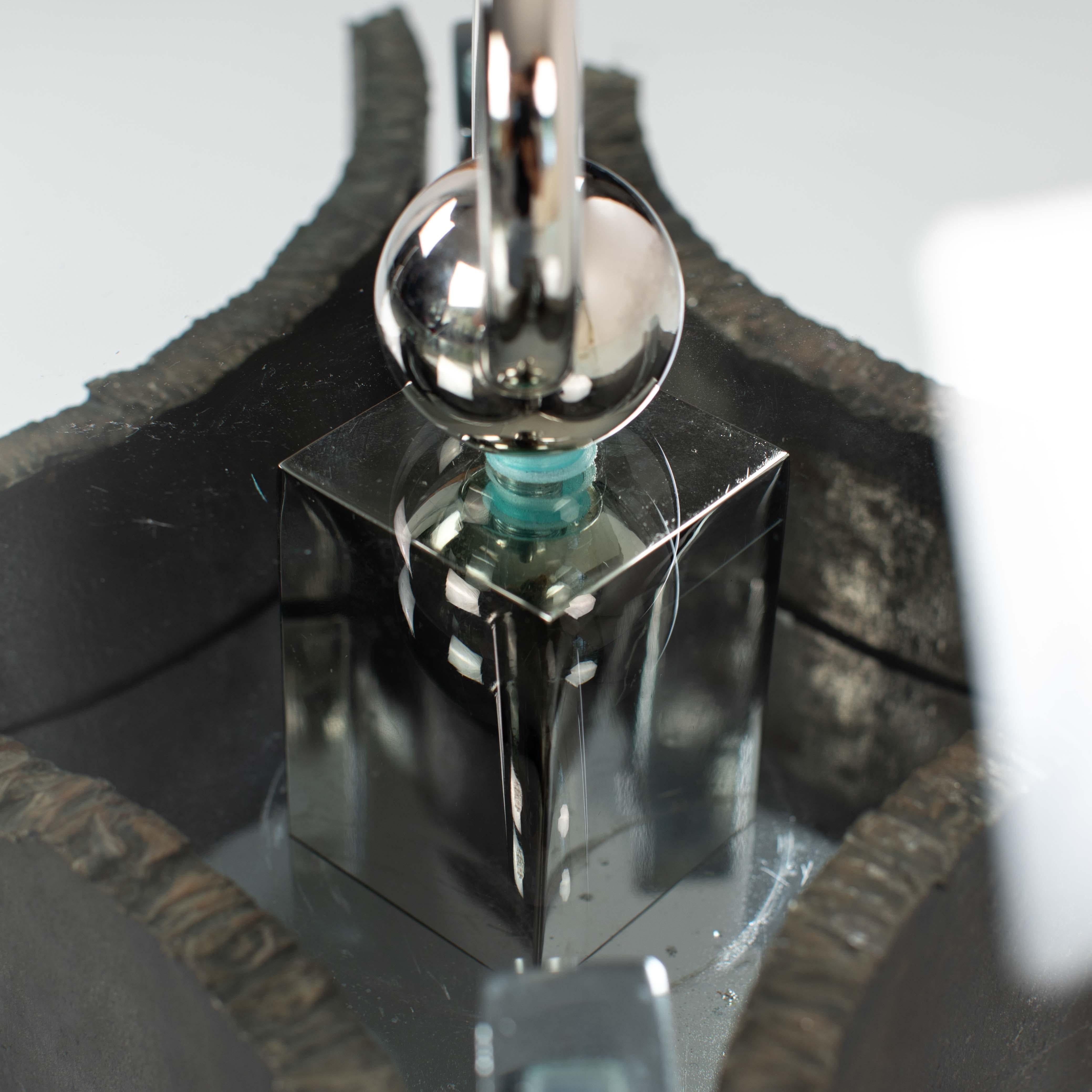 Italienische brutalistische Beistelltische aus der Mitte des Jahrhunderts aus Eisen-Glas-Nickel von Banci, Florenz im Angebot 3