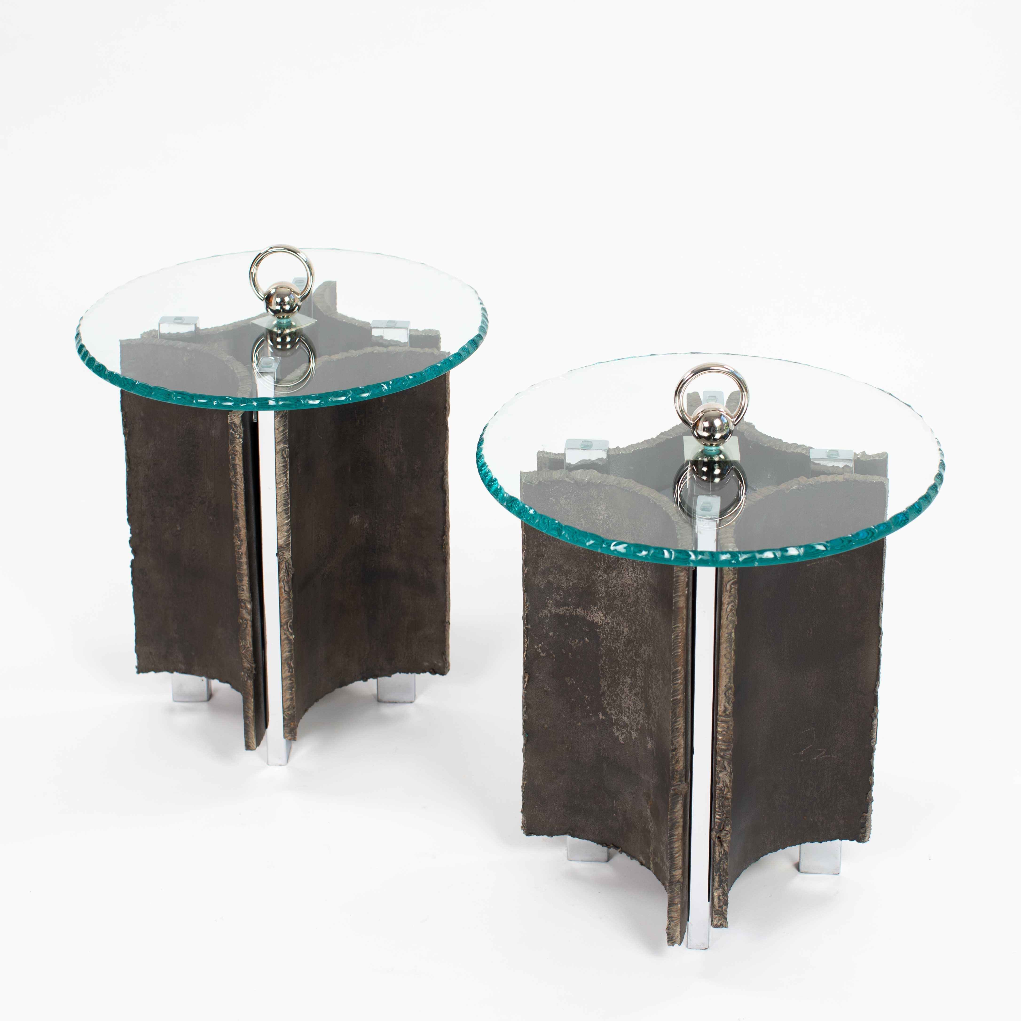 Italienische brutalistische Beistelltische aus der Mitte des Jahrhunderts aus Eisen-Glas-Nickel von Banci, Florenz (Brutalismus) im Angebot