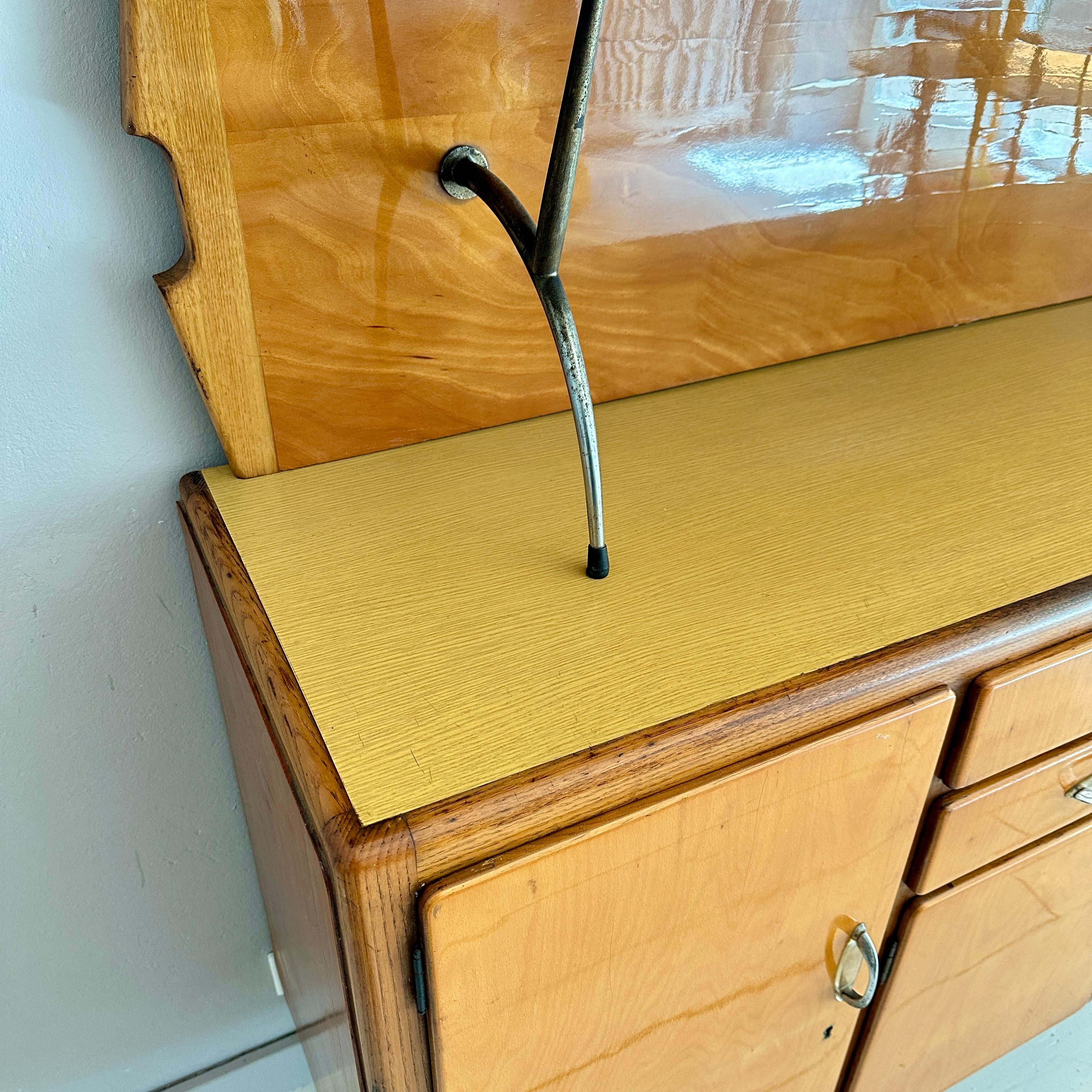Armario buffet italiano de mediados de siglo al estilo de Ico Parisi, hacia 1950 en venta 8