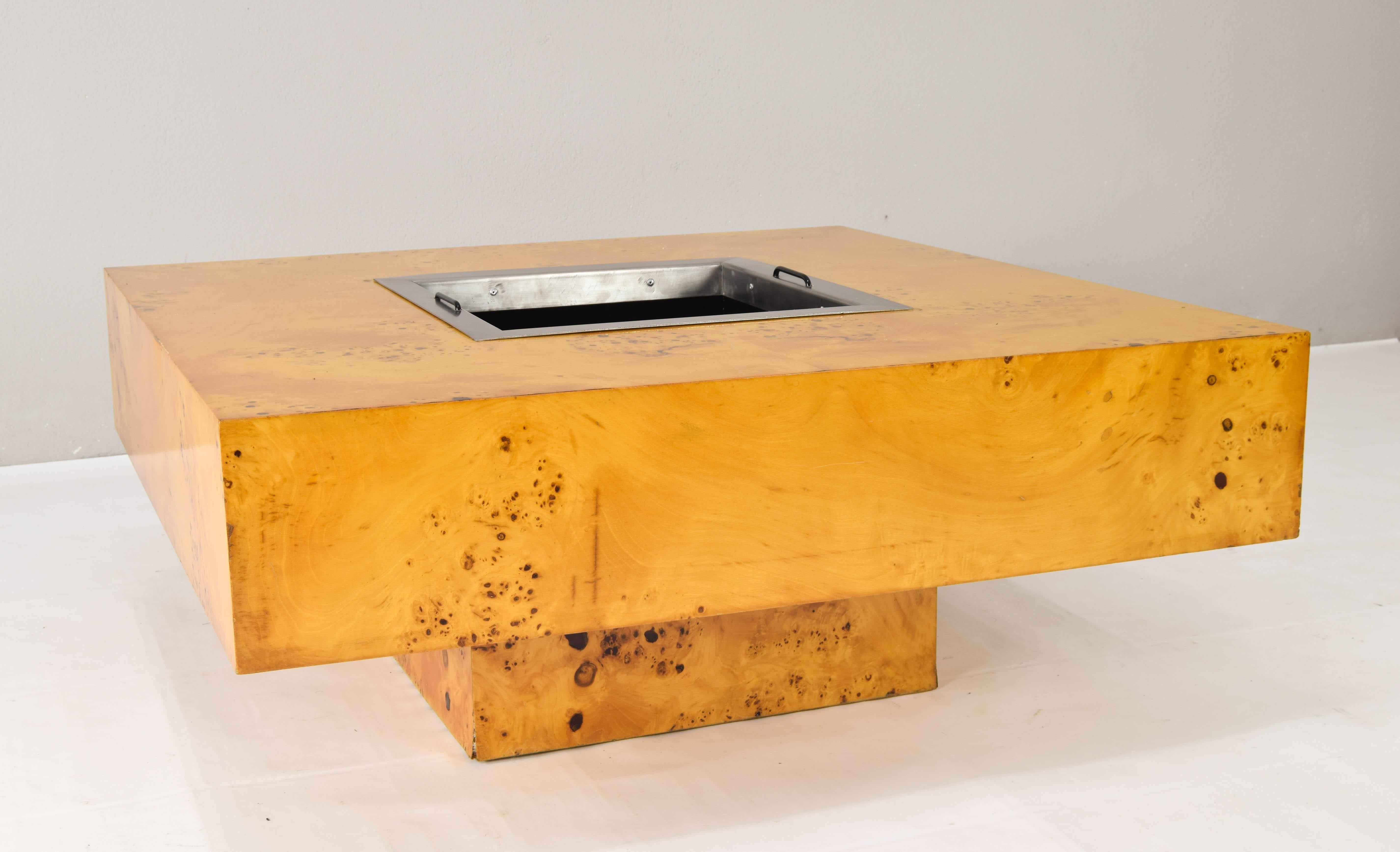 Midcentury Italian Burl Coffee or Cocktail Table in the Manner of Willy Rizzo For Sale 2