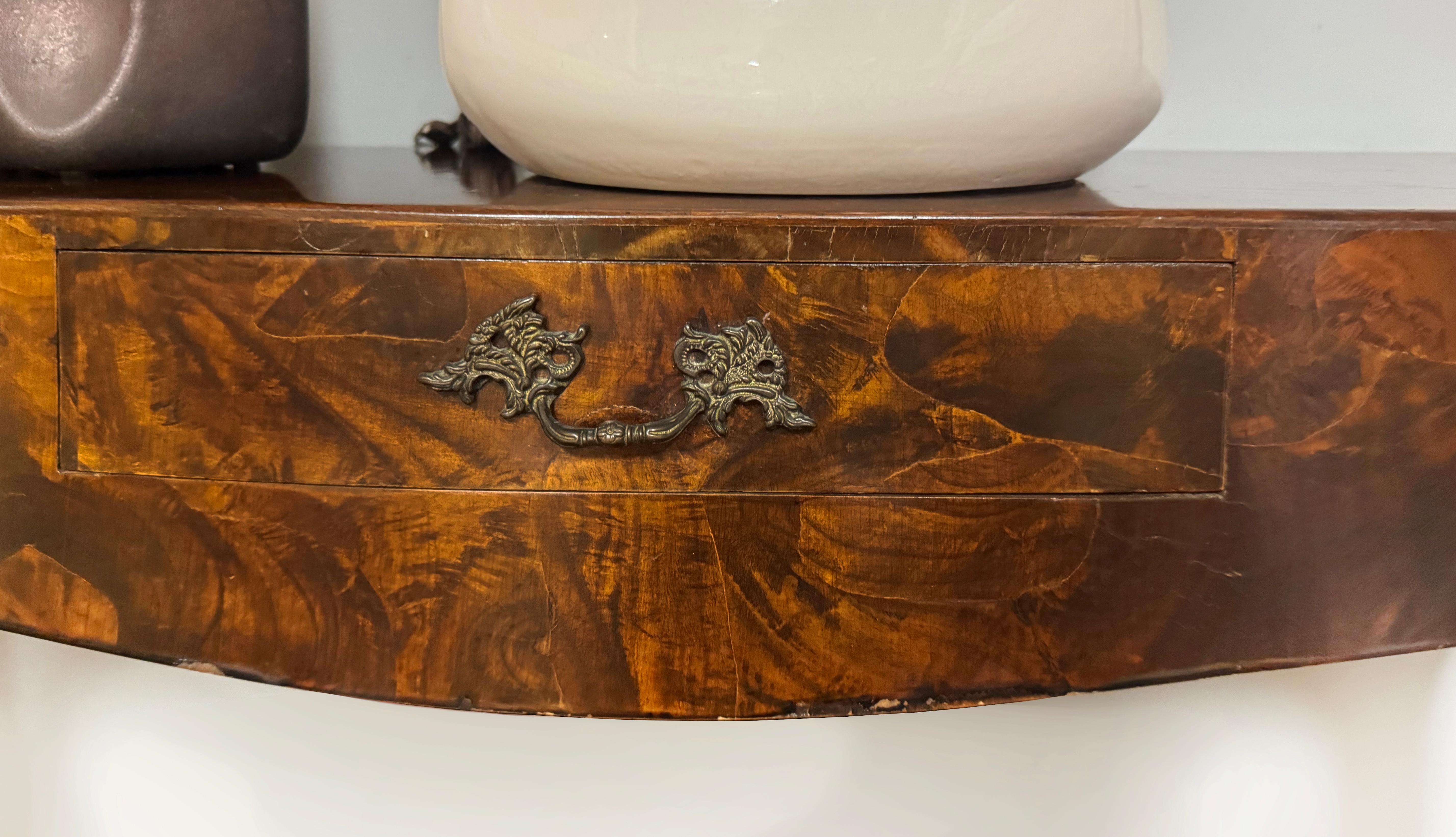 Console italienne du milieu du siècle en loupe d'olivier avec tiroir en vente 3