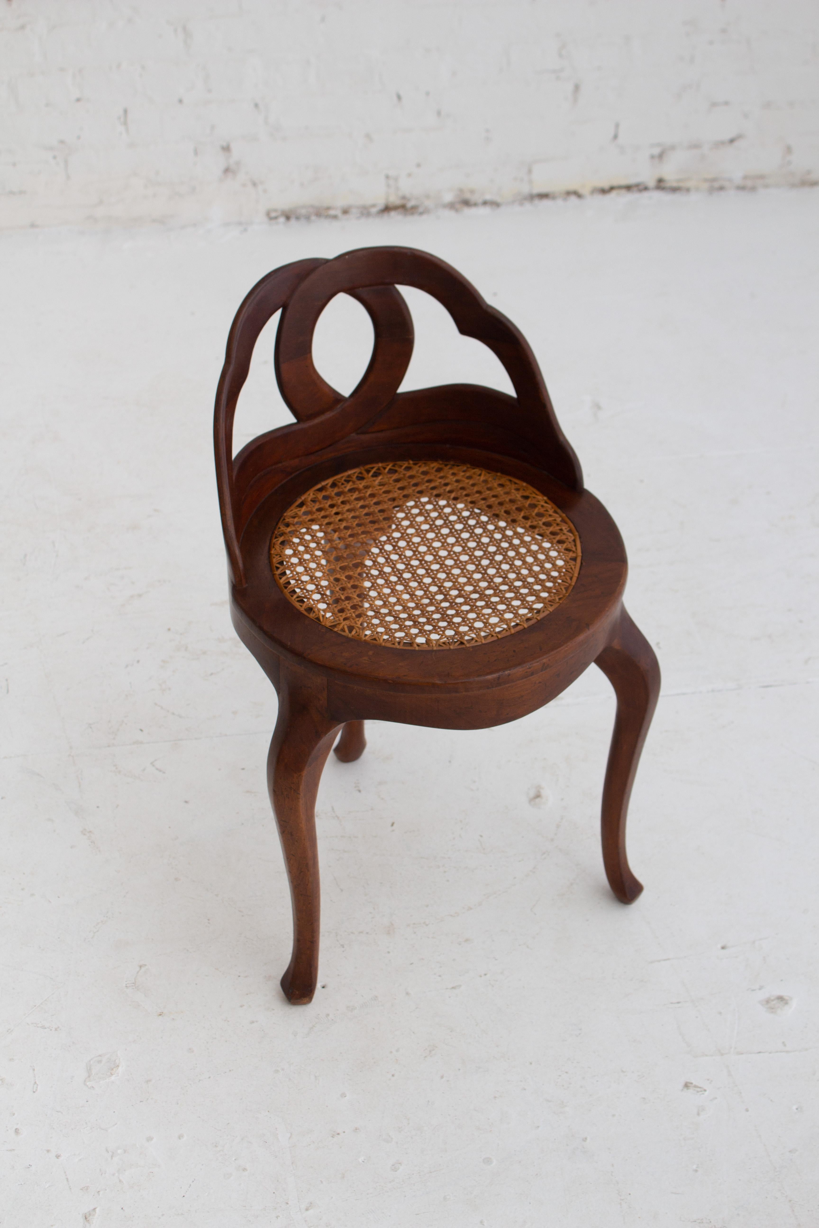 Midcentury Italian Cane and Wood Vanity Stool In Good Condition In Brooklyn, NY