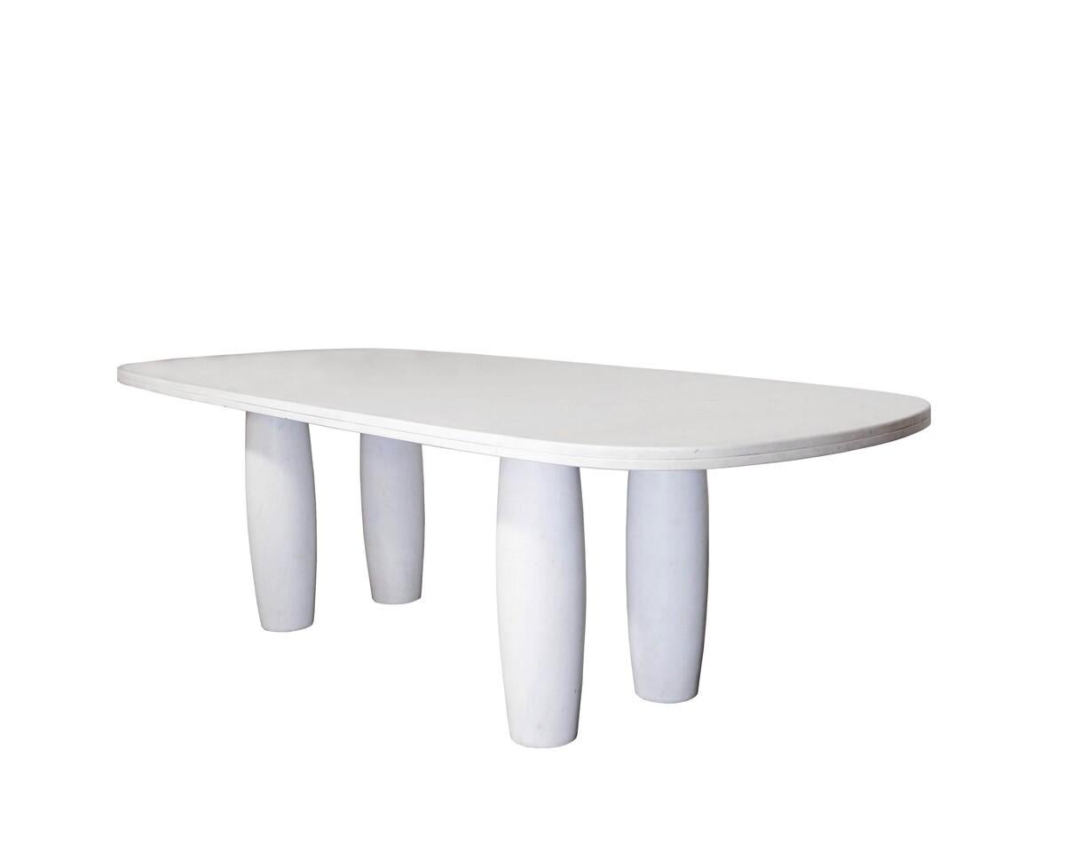 Mid-Century Italian Carrara Marble Dining Table In Good Condition For Sale In Brussels, BE