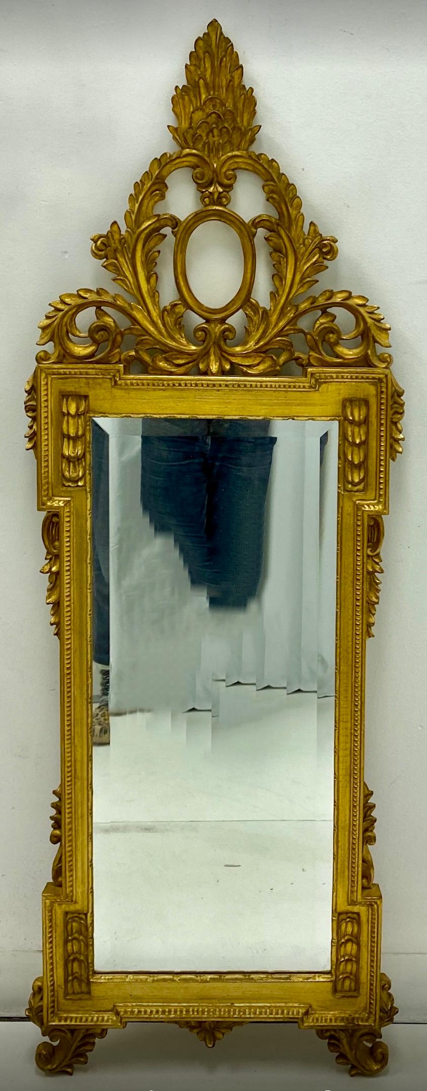 Rococo Mid-Century Italian Carved Giltwood Mirror With French Styling For Sale