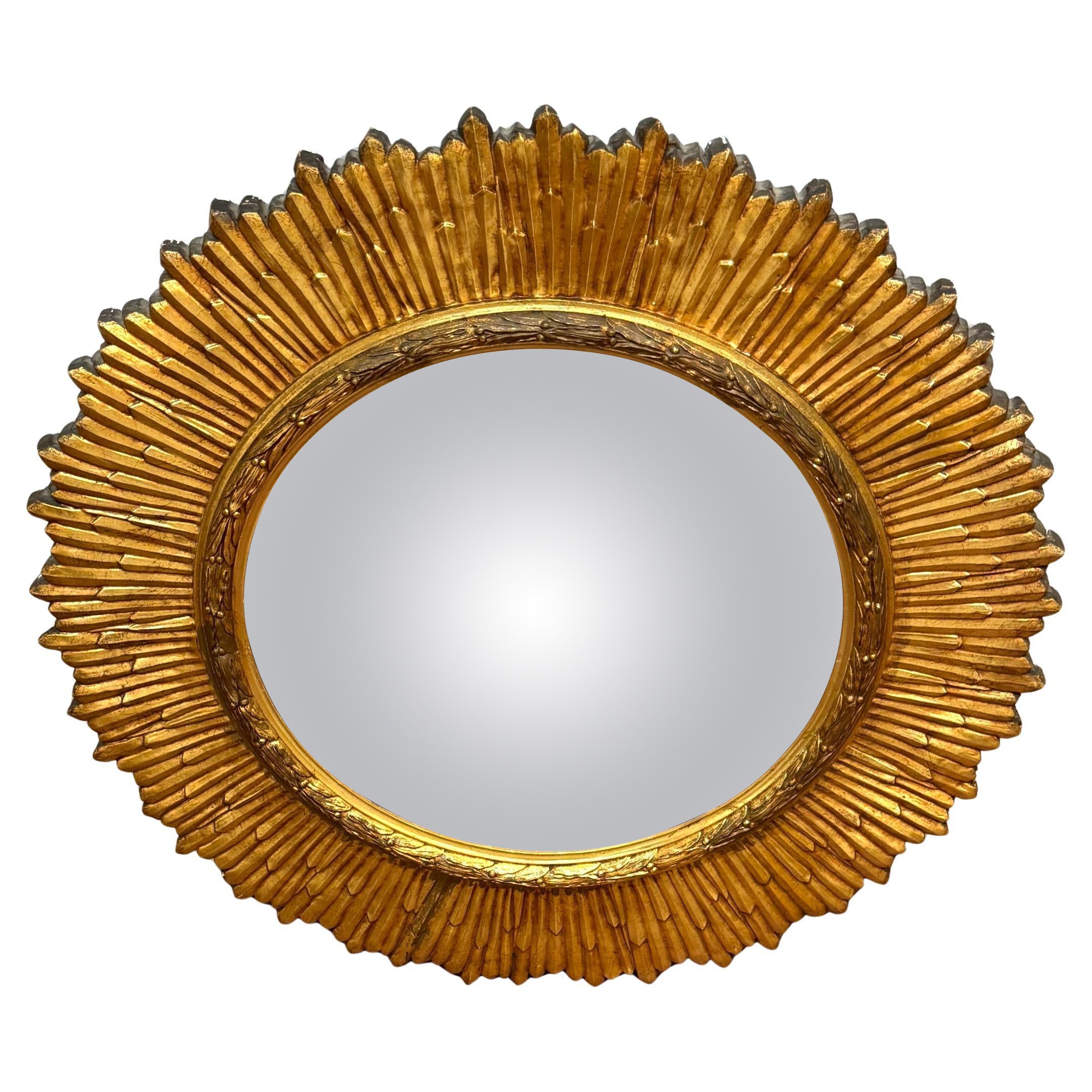 Mid-Century Italian Carved Giltwood Sunburst Mirror with Convex Glass, C. 1950s For Sale
