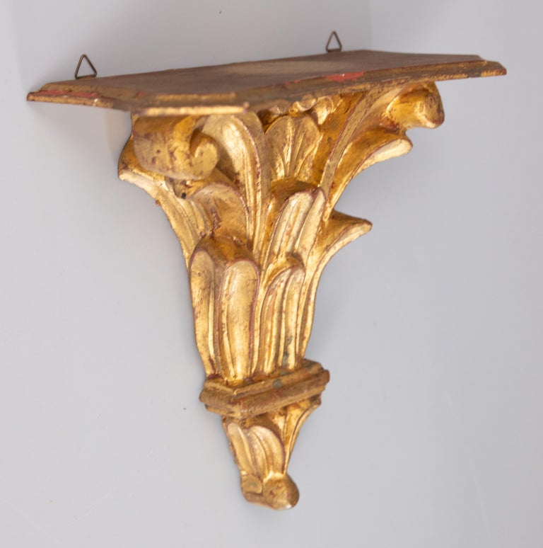 Mid Century Italian Carved Giltwood Wall Bracket Shelf For Sale at 1stDibs