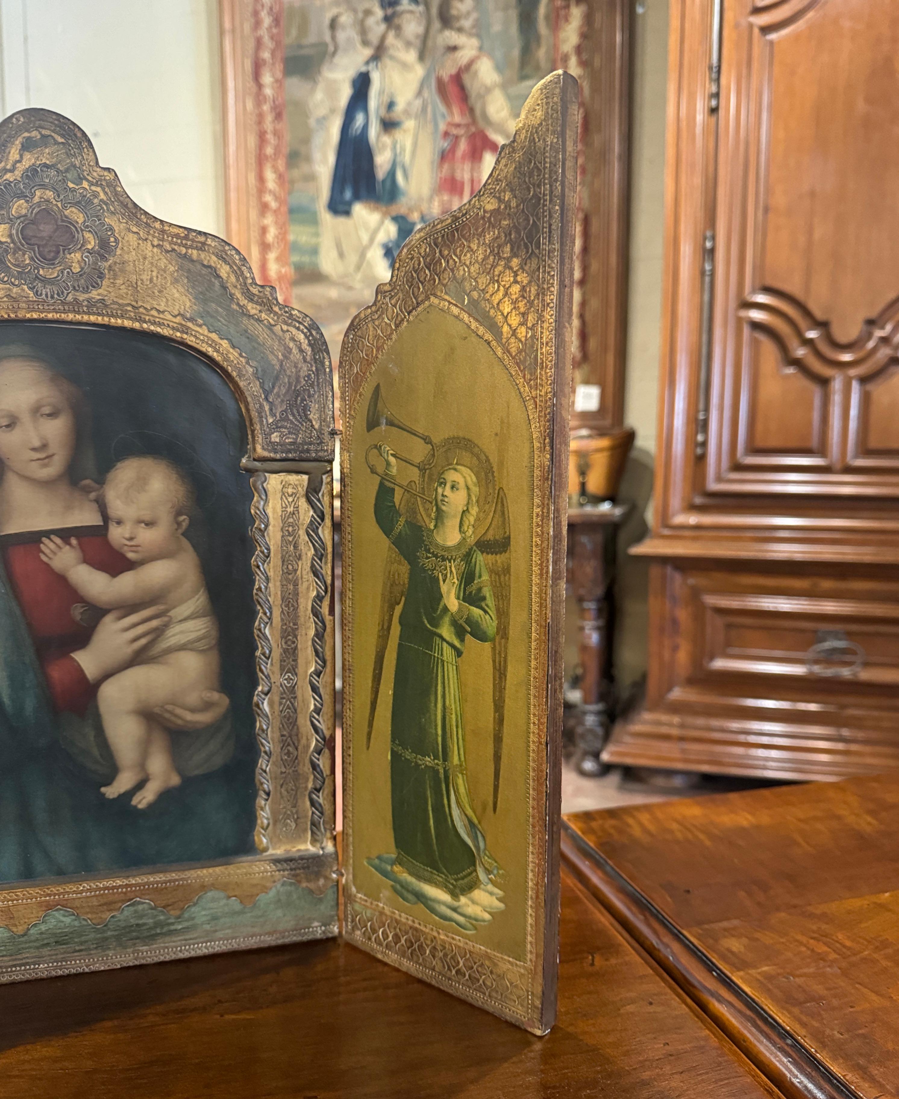 Hand-Carved Mid-Century Italian Carved Painted Triptych with Madonna & Child, and Angels For Sale