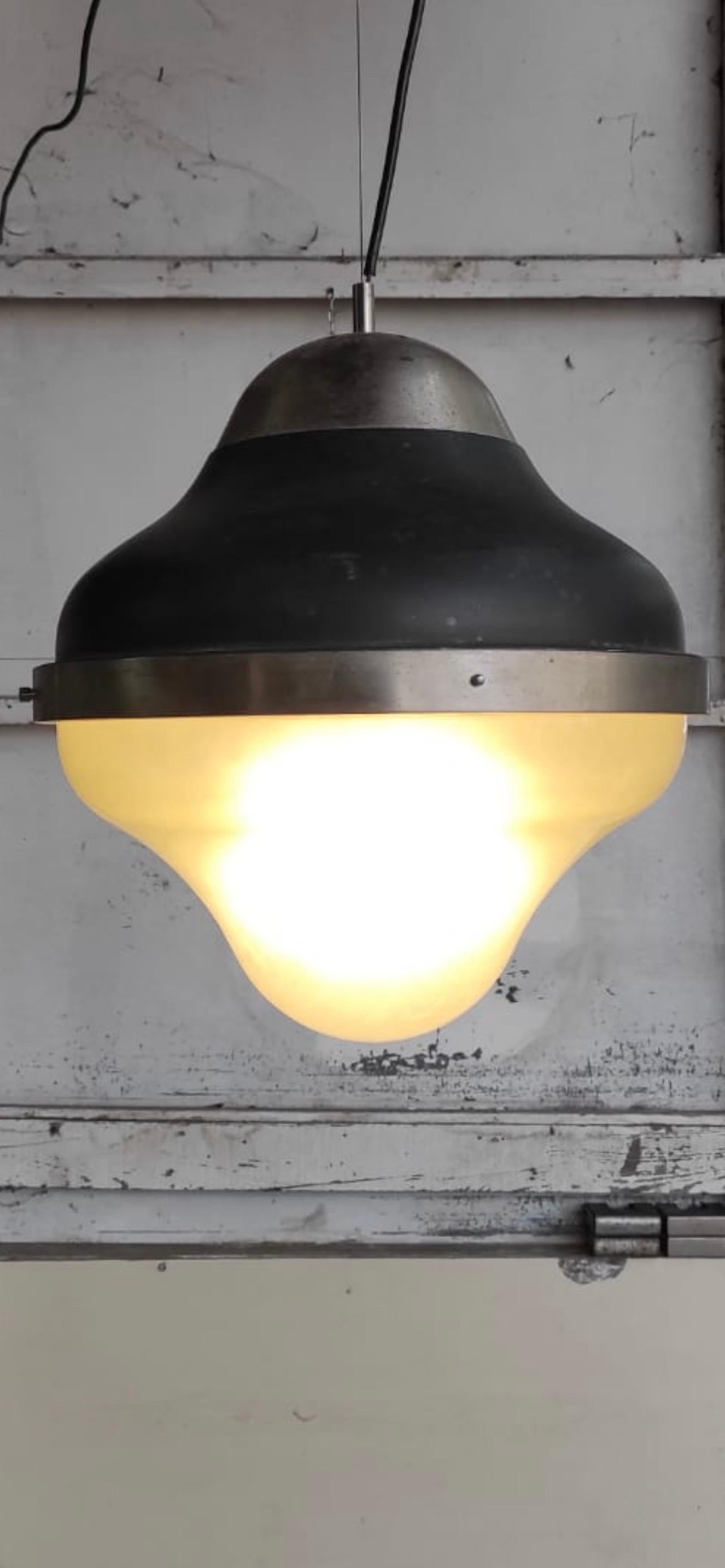 Mid-Century Italian Ceiling Lamp Oluce Style Ostuni 1960s Black Glass Murano For Sale 6