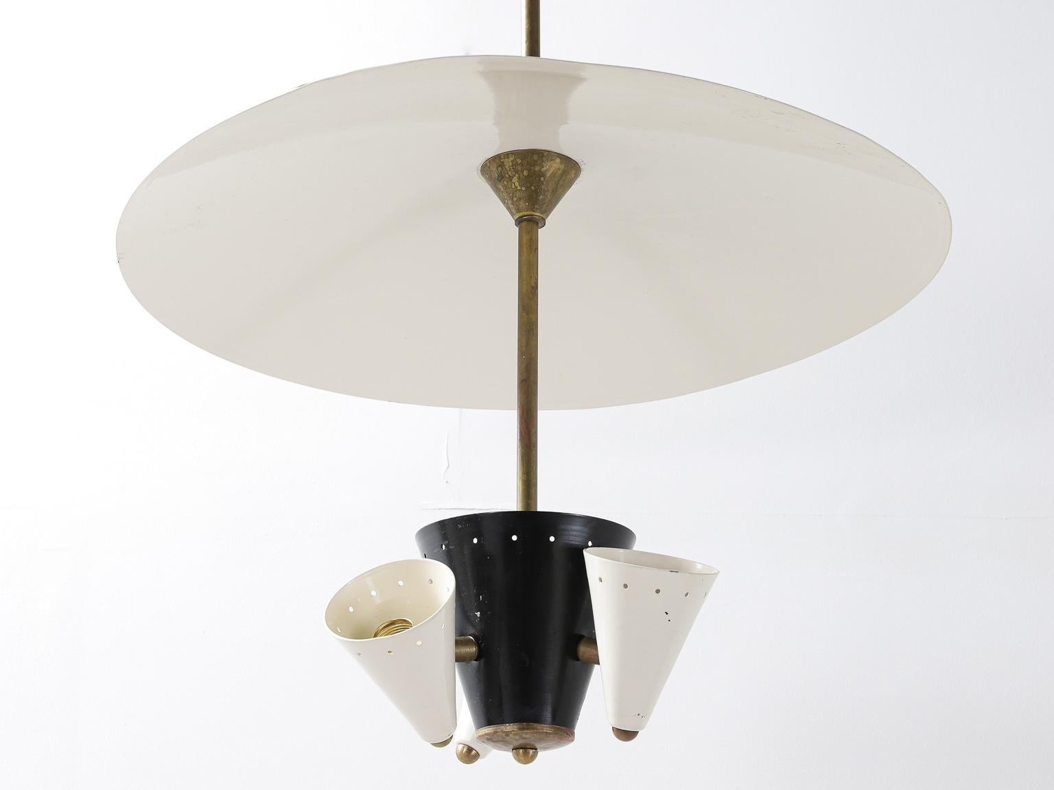 Midcentury Italian ceiling light and diffuser in black and white lacquered metal and brass structure.