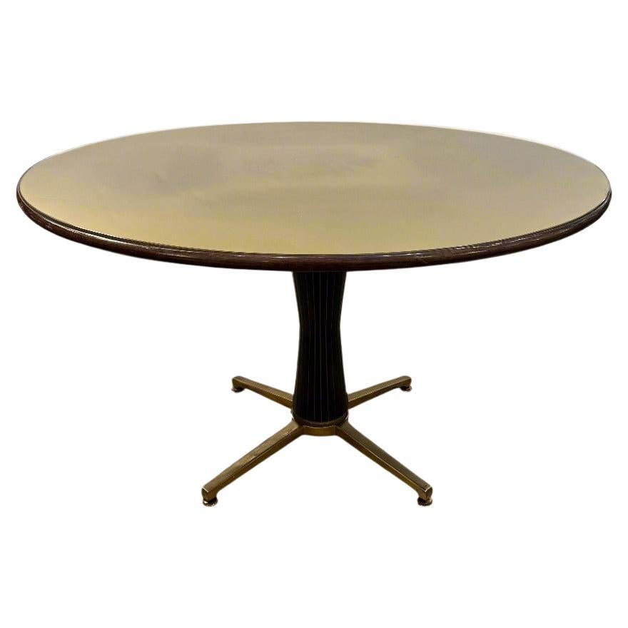 Table centrale italienne du milieu du siècle dernier dans le style de Paolo Buffa.